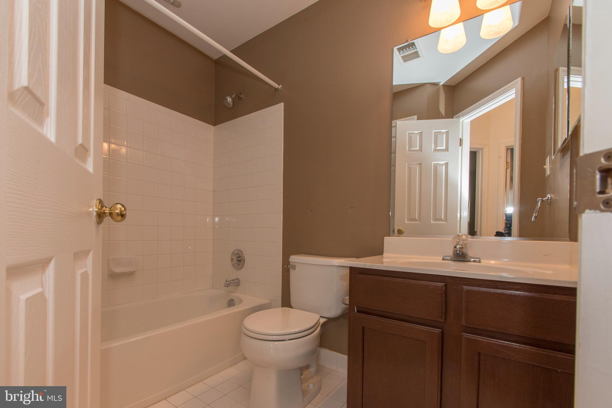 CLOPPERS MILL WEST - Residential Lease