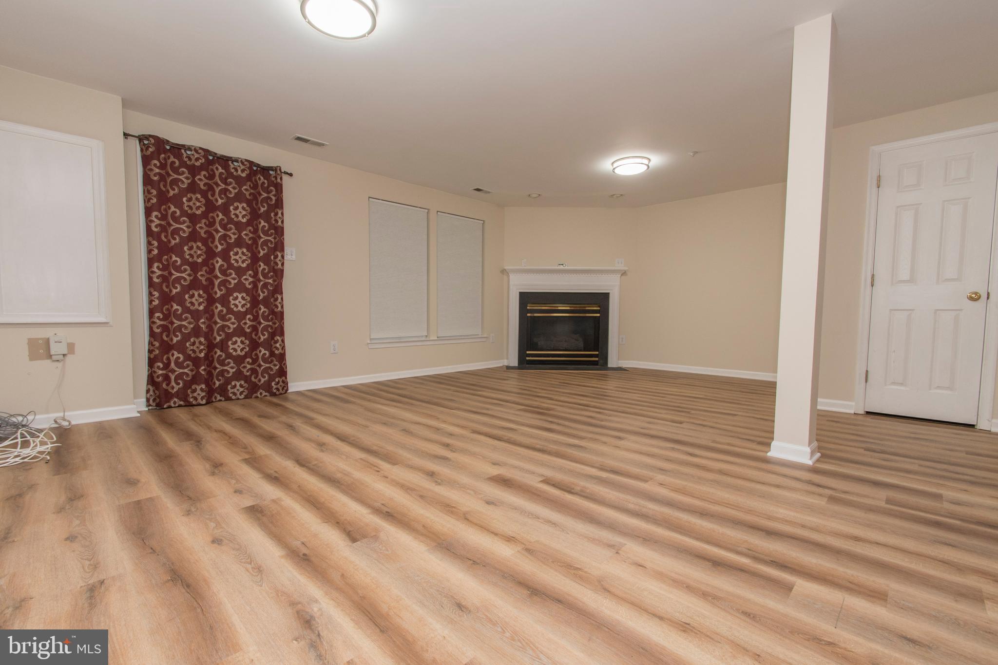 CLOPPERS MILL WEST - Residential Lease