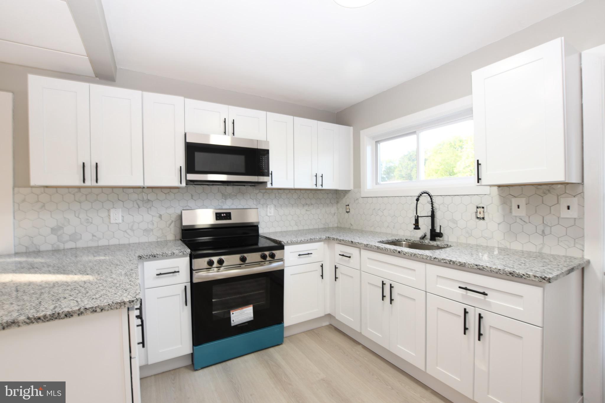 14 DELAWARE AVENUE (ELSINBORO)