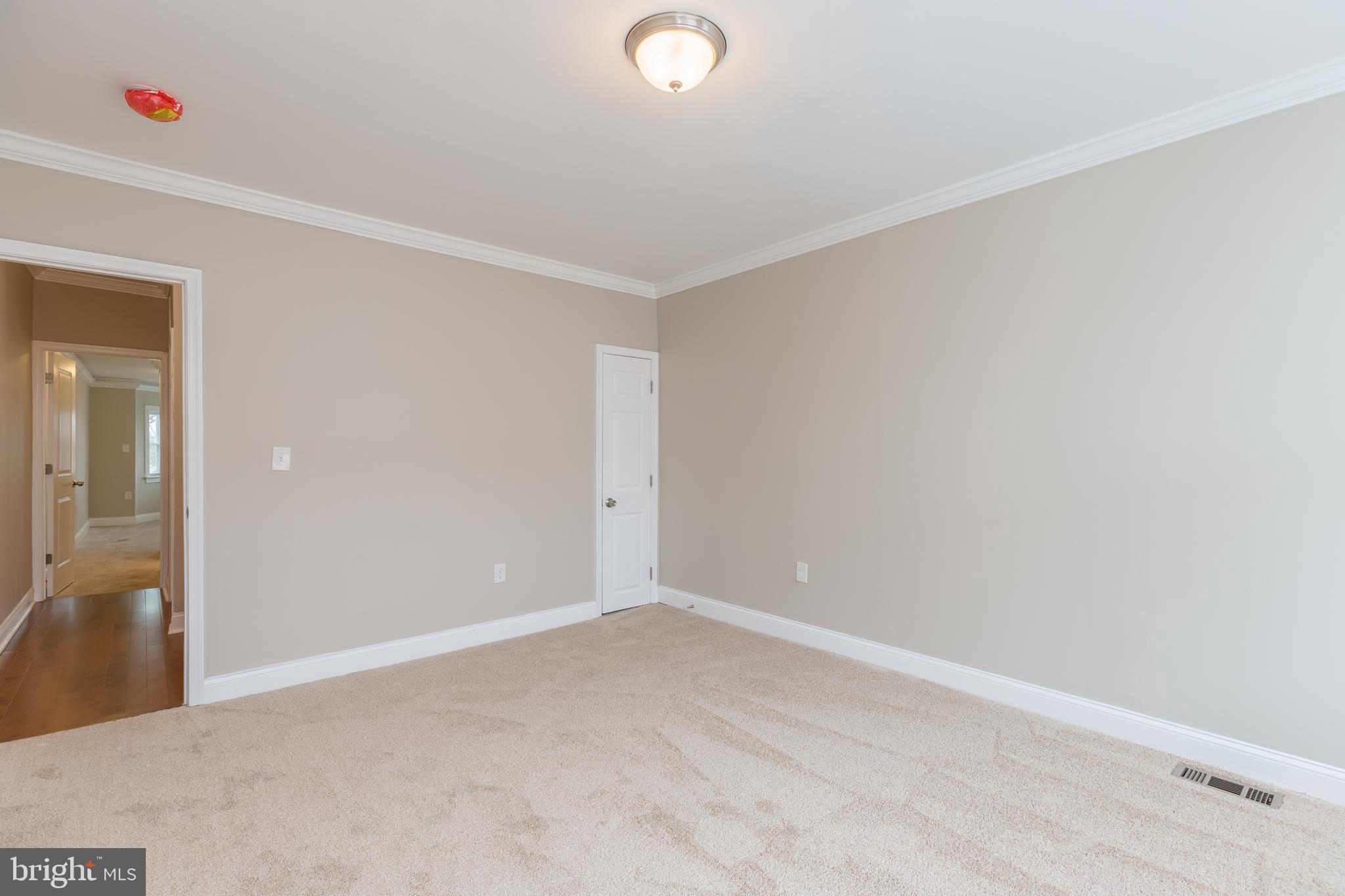 OLIVER - Residential