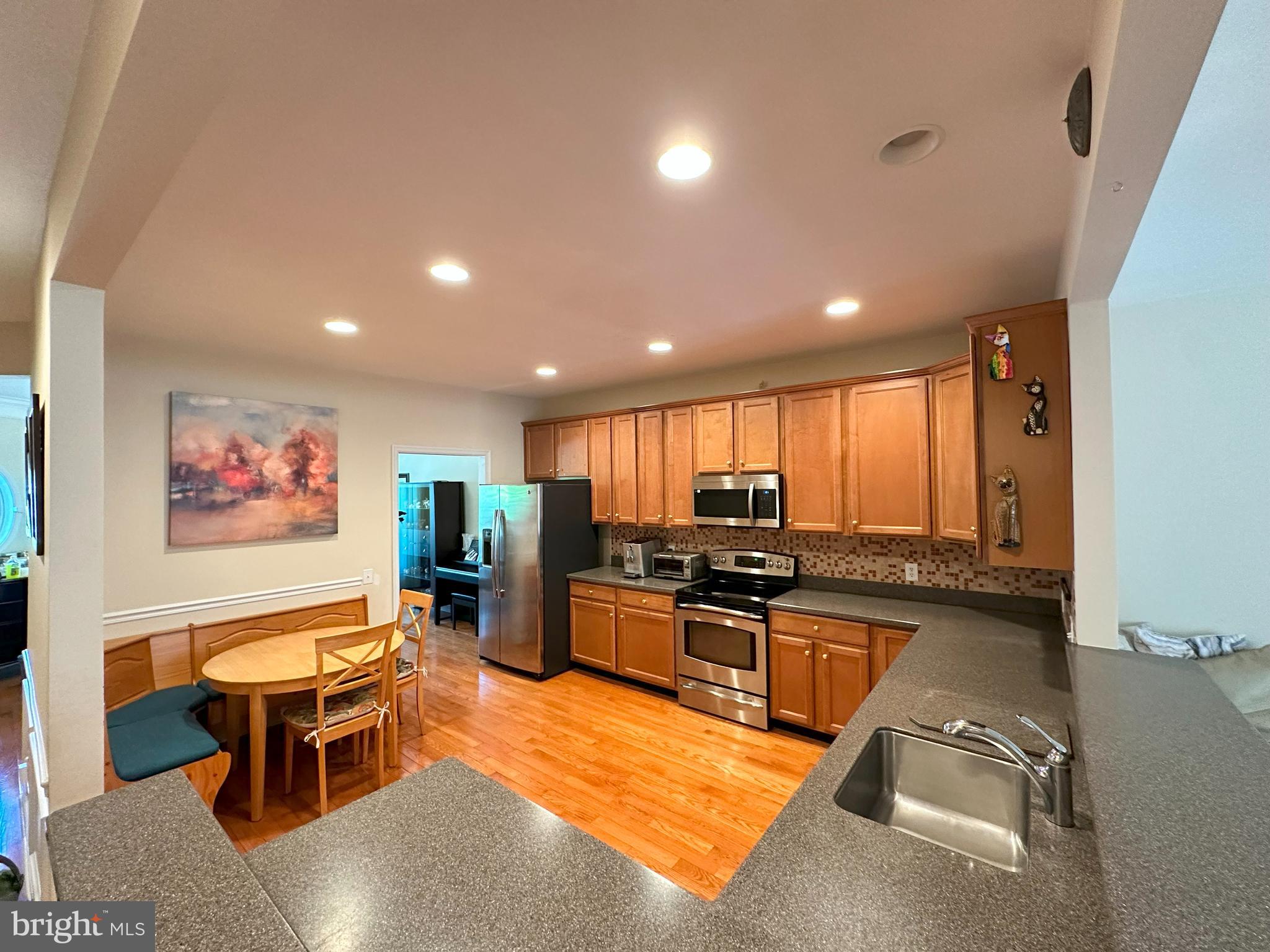 BEDMINSTER SQUARE - Residential Lease