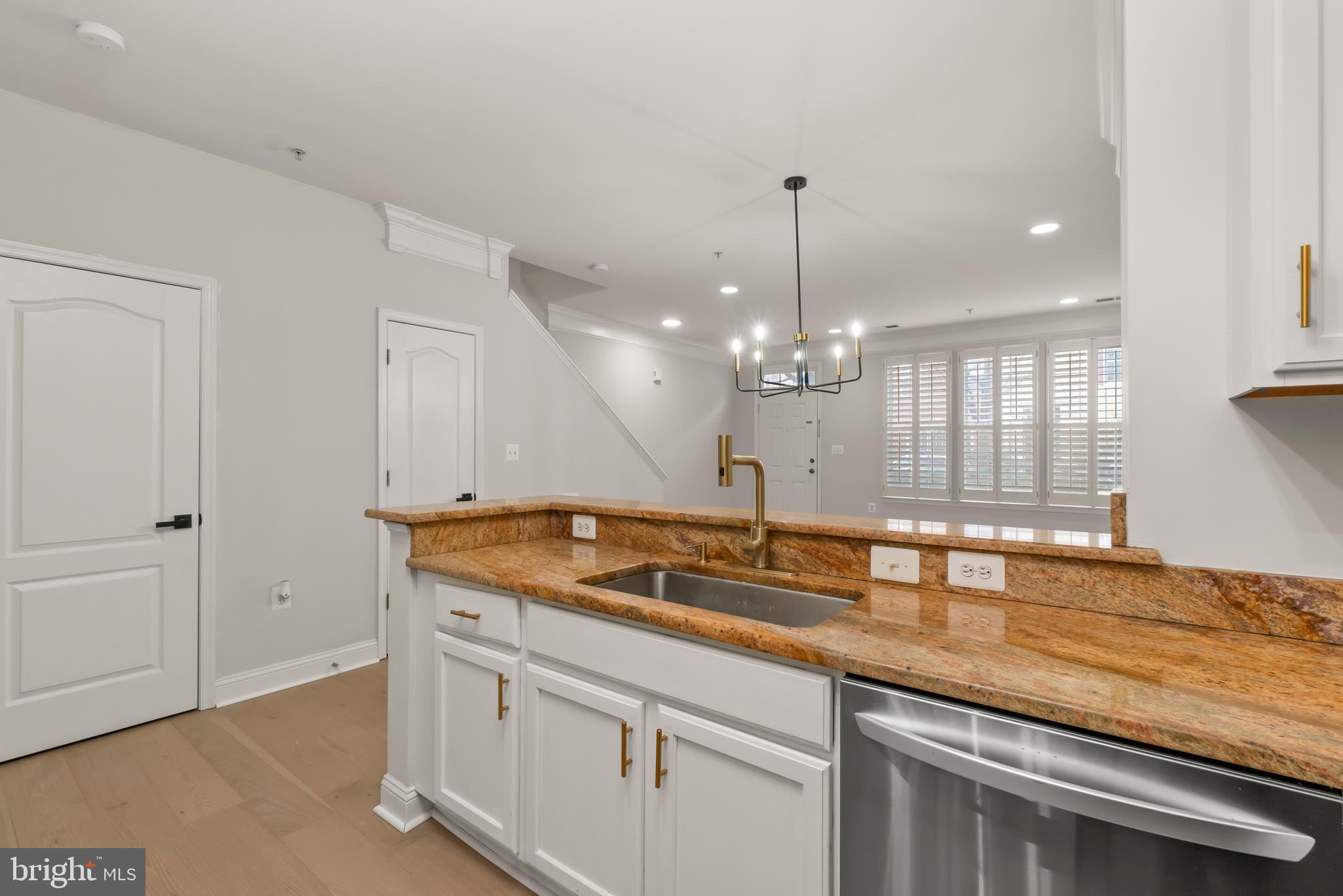 KENTLANDS - Residential