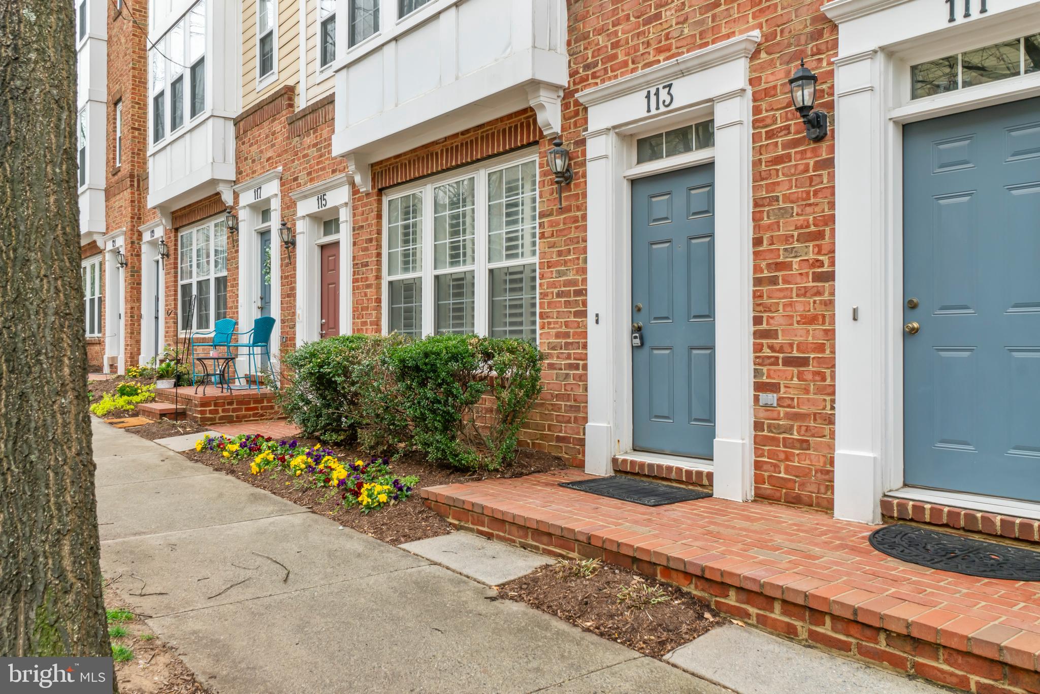 KENTLANDS - Residential