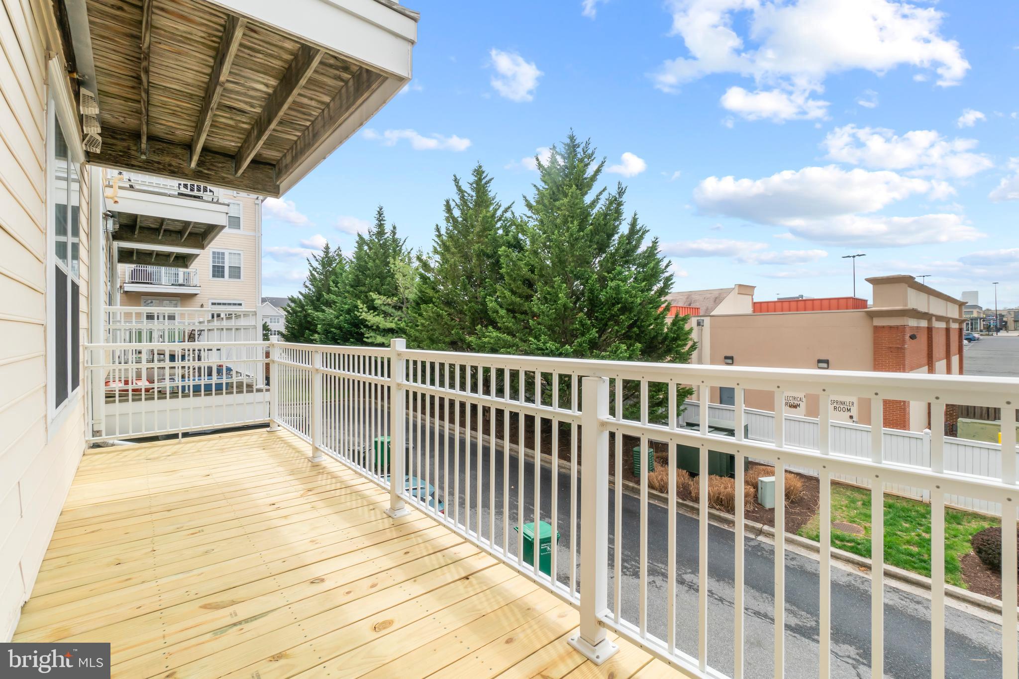 KENTLANDS - Residential