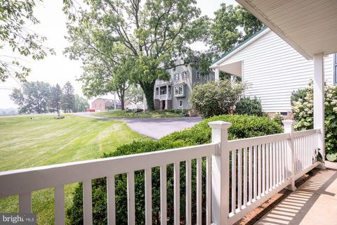 listing image 98