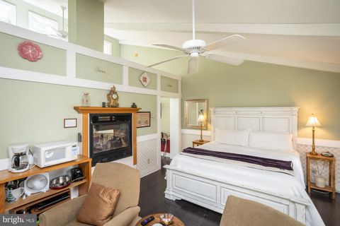 listing image 103