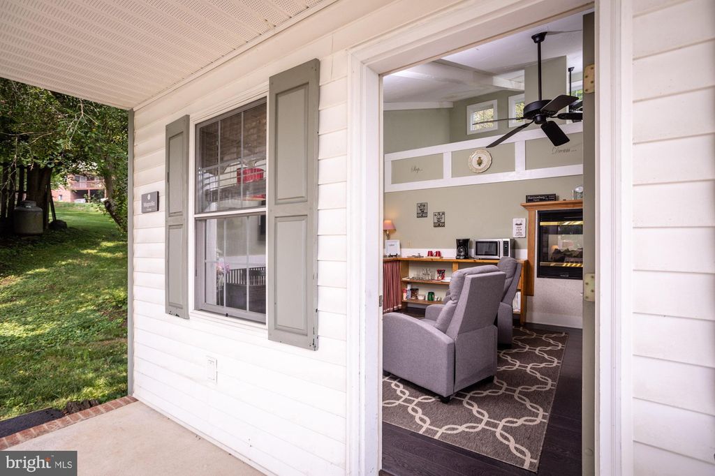 listing image 109