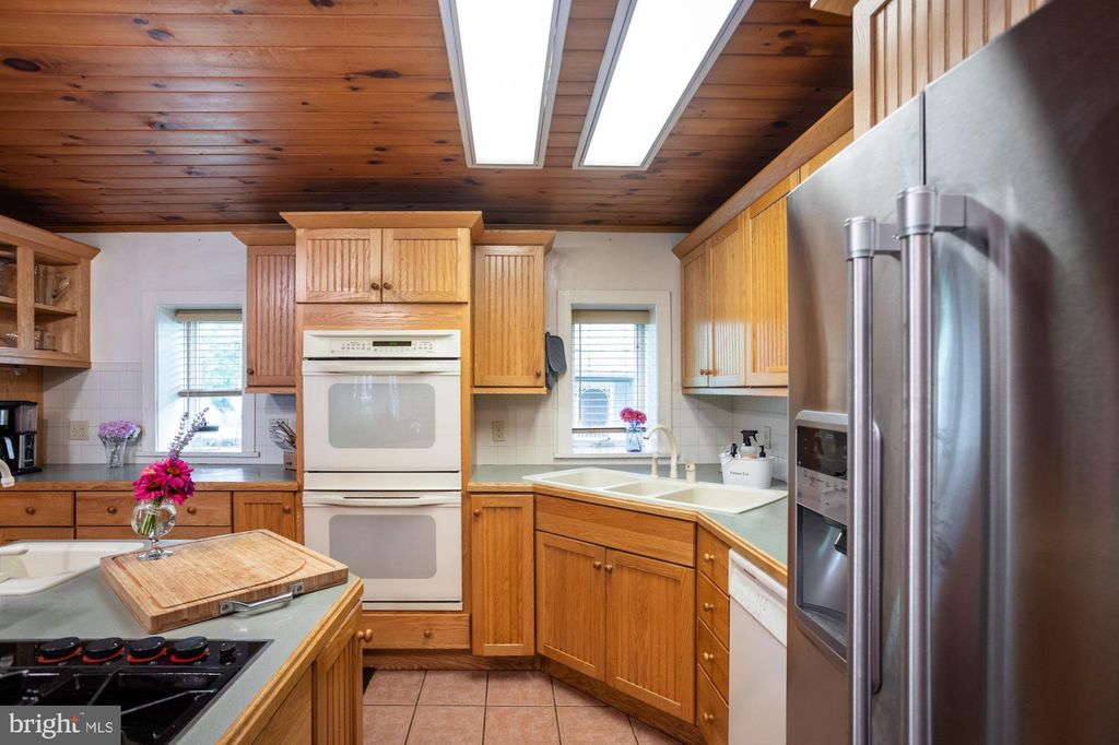 listing image 81