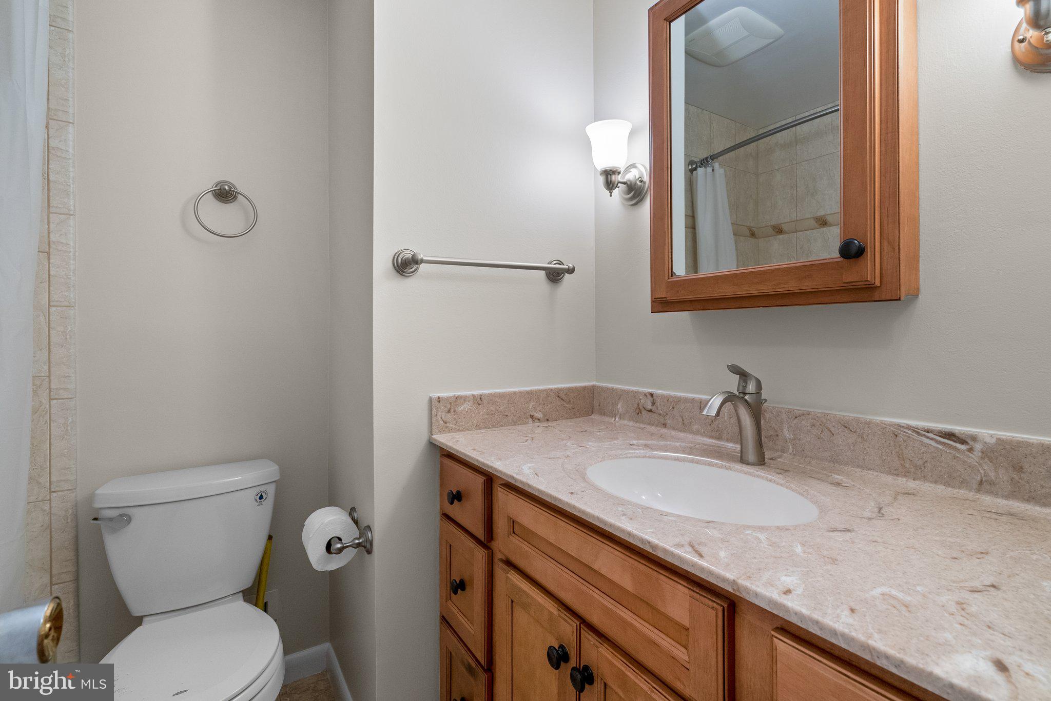 HILLMEADE MANOR - Residential