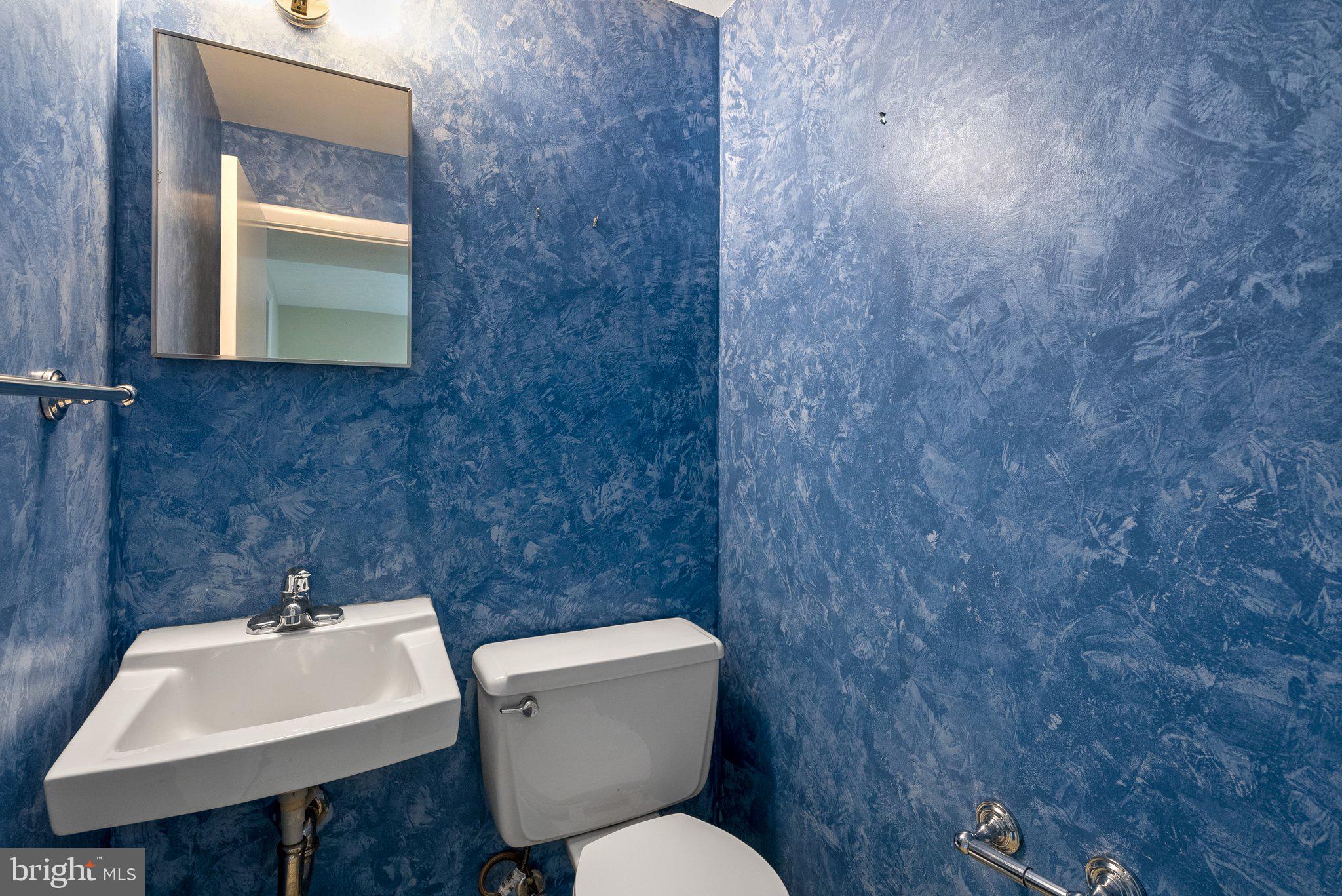 HILLMEADE MANOR - Residential