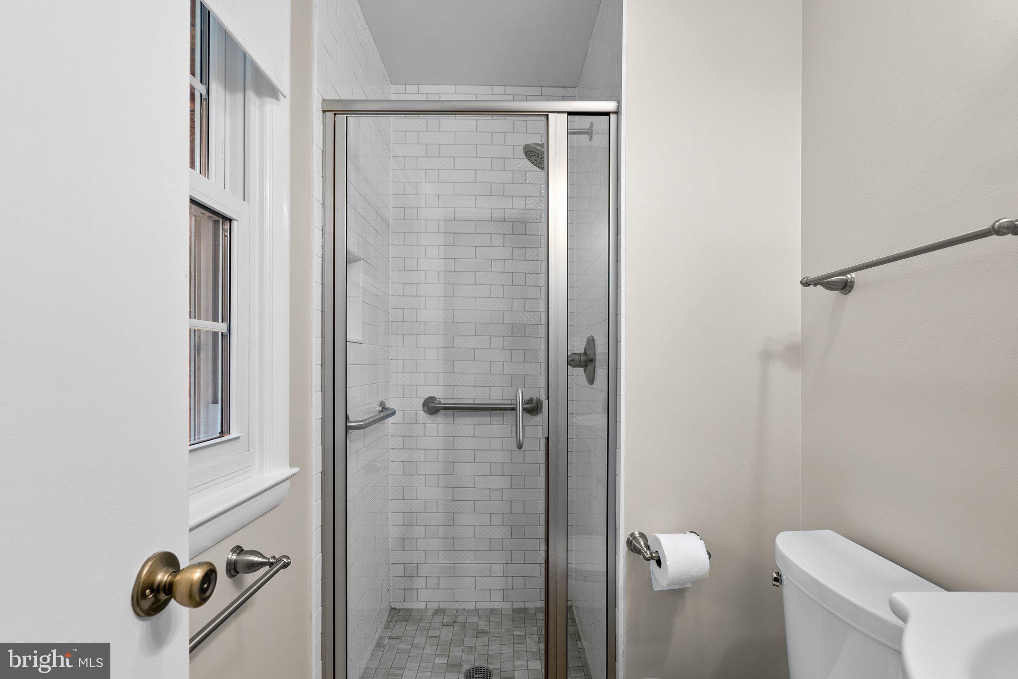 HILLMEADE MANOR - Residential