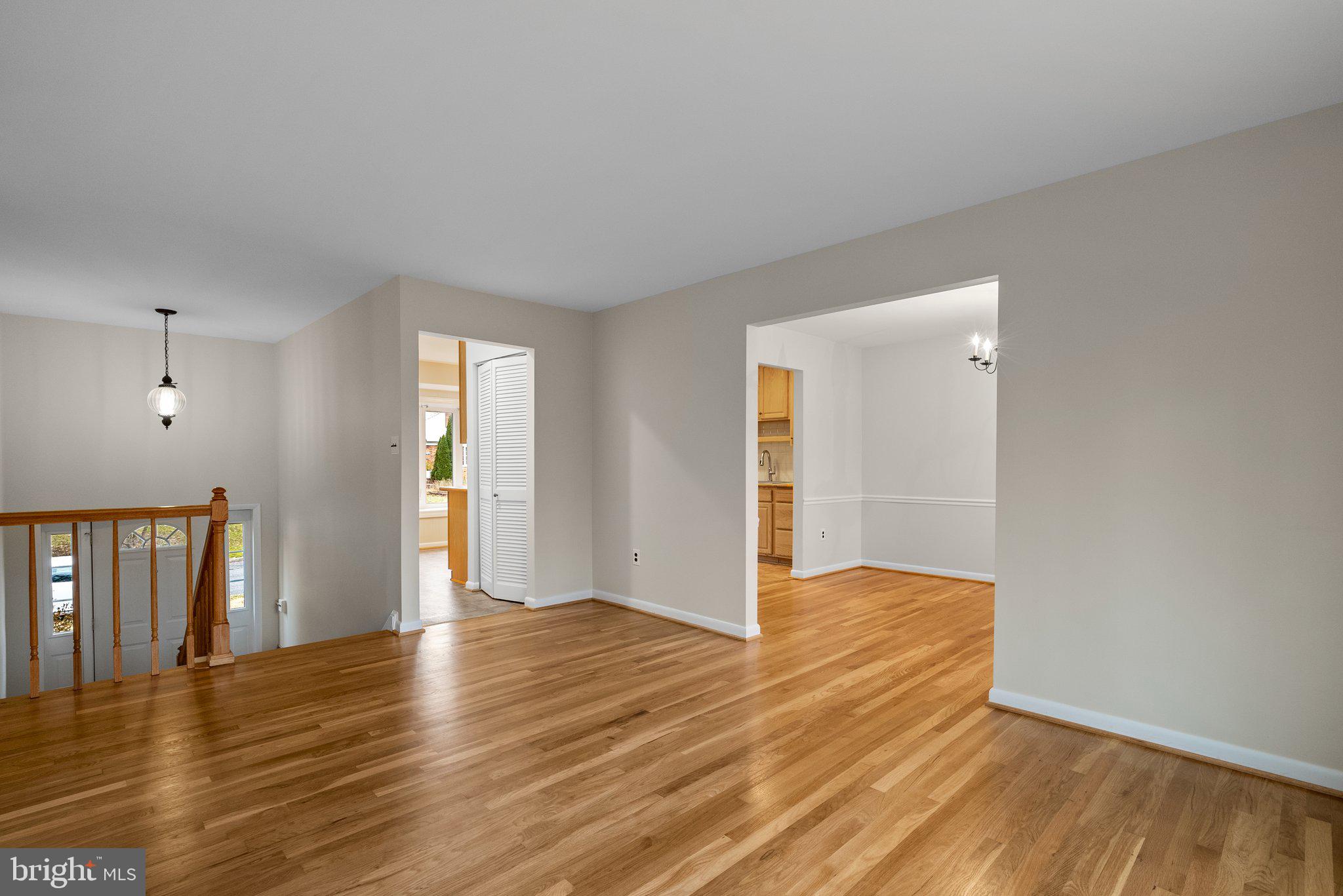 HILLMEADE MANOR - Residential