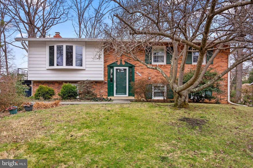 ***Offers will be presented on Monday 1/8/24 at 10 am.***
Move right into this 4BR, 2.5BA, Split foyer tucked within the Hillmeade Manor Subdivision!  Front entry foyer with coat closet and easy access to both levels.  Upper main level features a living room and separate dining room, fully-equipped eat-in kitchen with large bay window, a pantry and a side exit, primary bedroom with ensuite bath, two additional bedrooms, a hall full bath & a linen closet.  The lower level features a recreation room with brick fireplace (wood stove insert), glass doors to rear yard access, a half bath and a generously sized, unfinished space currently housing washer/dryer/laundry tub but enough space for endless possibilities. Spacious, fenced rear yard with patio, plus front driveway and on-street parking! The property has been landscaped to provide a habitat for birds and butterflies and the gardens include culinary herbs, spring flower bulbs, ferns and other native perennials. Gleaming, newly refinished hardwood floors, fresh neutral paint throughout, updated fixtures and renovated main floor bathrooms. New flooring in lower level bedroom & more! Close to all necessary amenities and major transportation routes.   CAC, natural gas heat, and replacement windows providing an abundance of natural light to penetrate the home, make it comfortable throughout the year! Hurry!