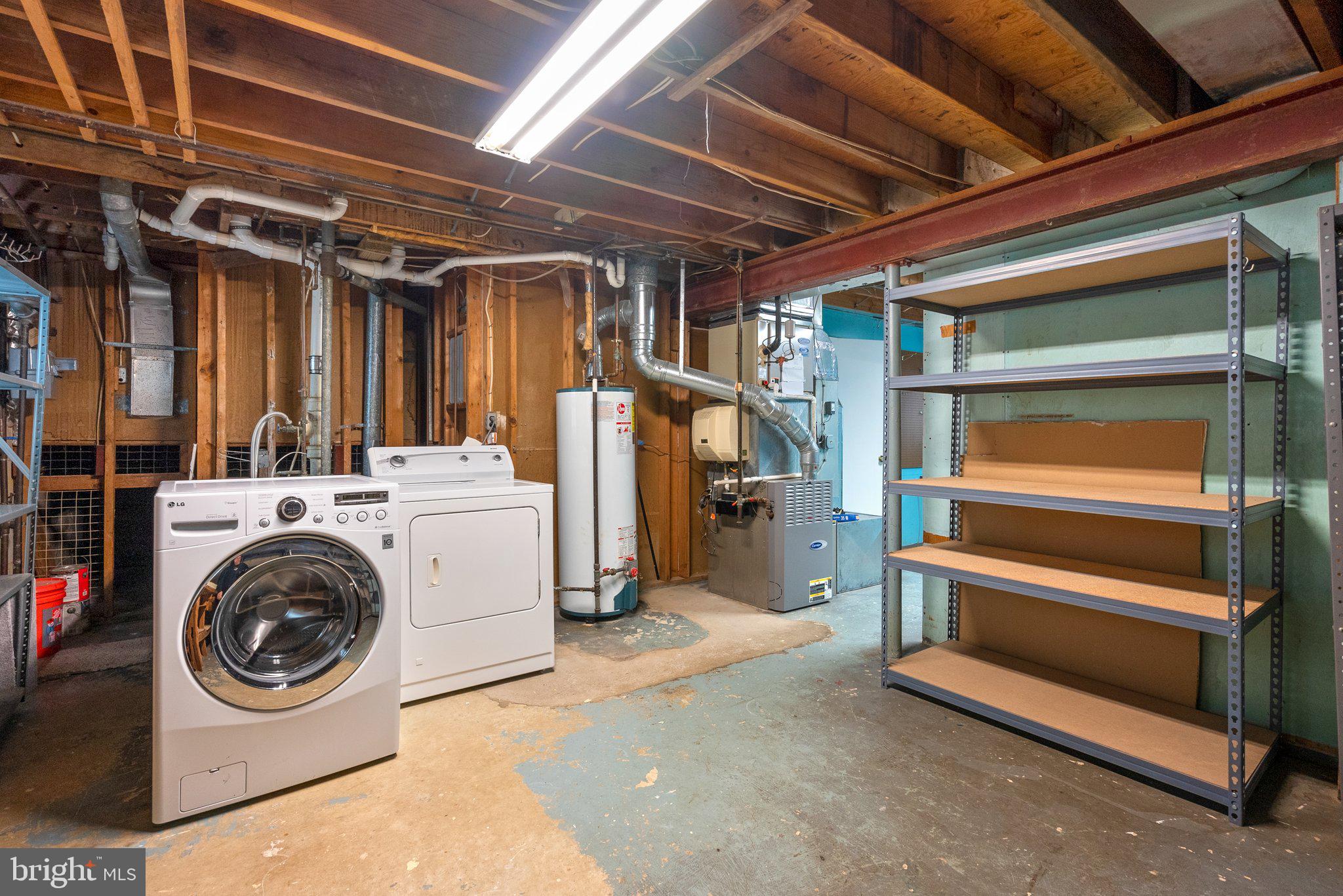 HILLMEADE MANOR - Residential