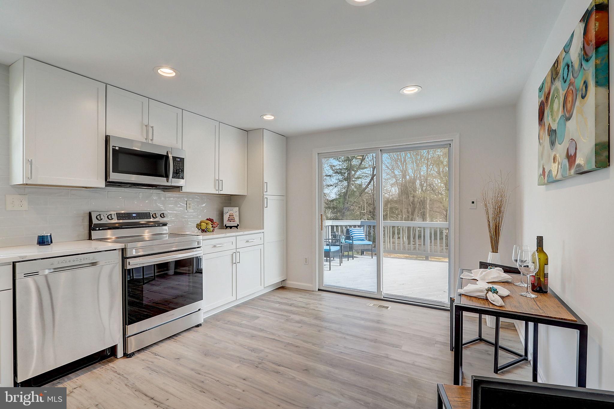 HIDEAWAY HILL - Residential