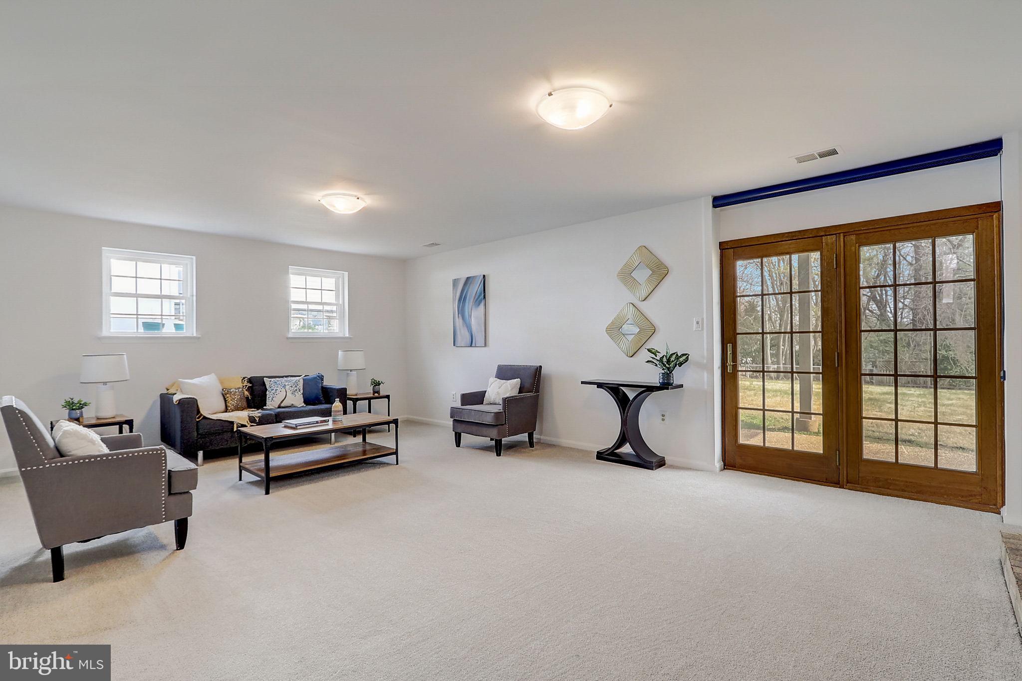 HIDEAWAY HILL - Residential