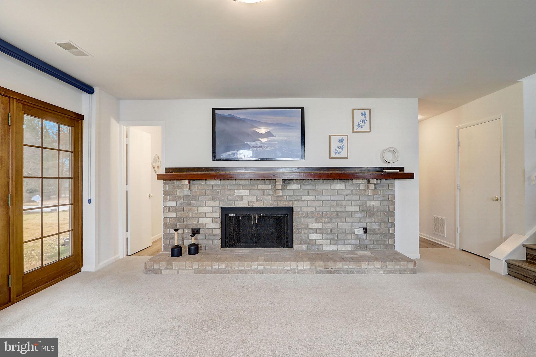 HIDEAWAY HILL - Residential