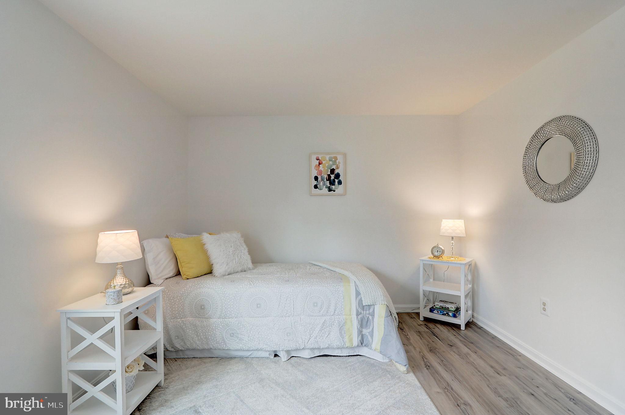 HIDEAWAY HILL - Residential