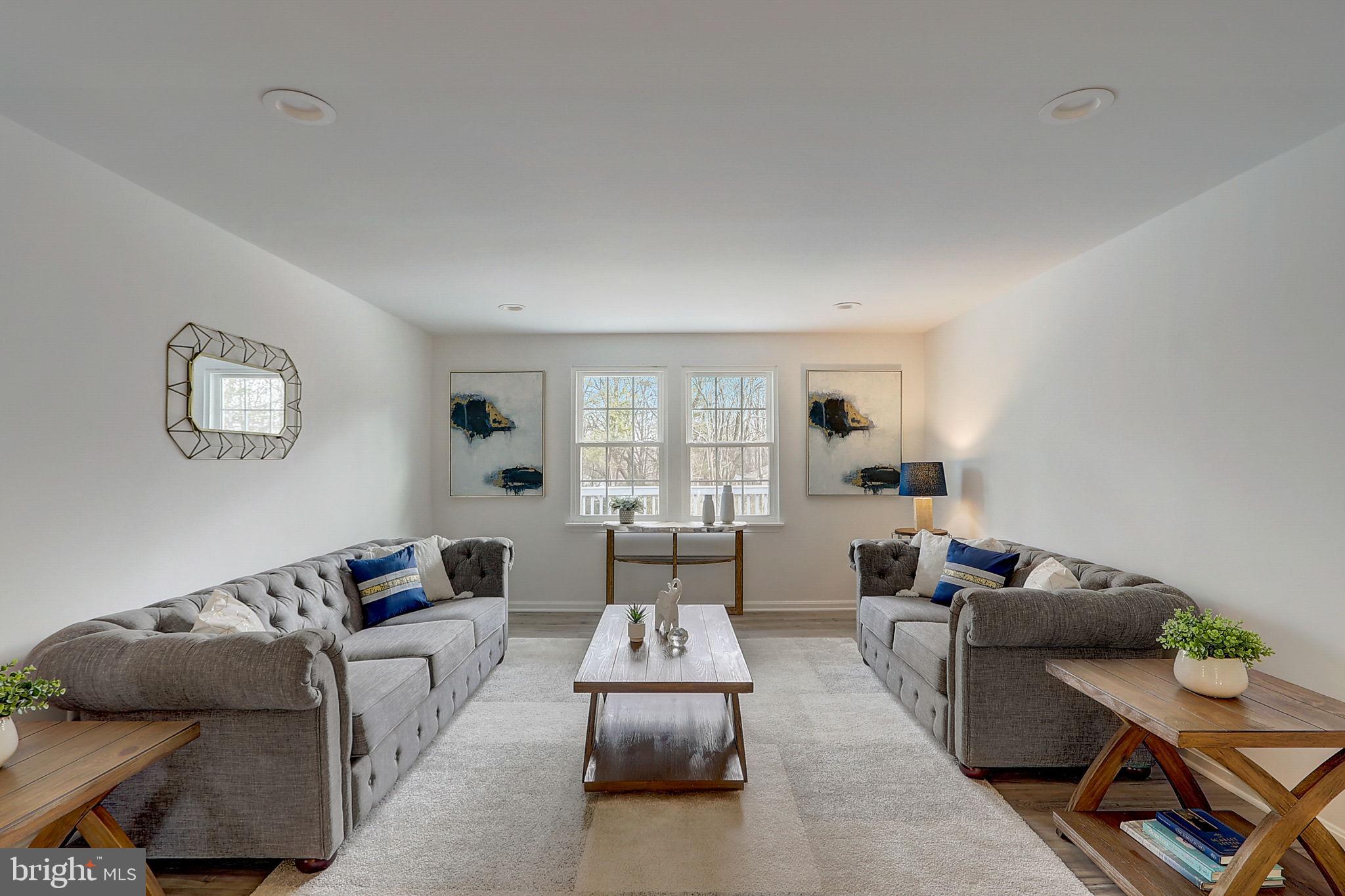 HIDEAWAY HILL - Residential