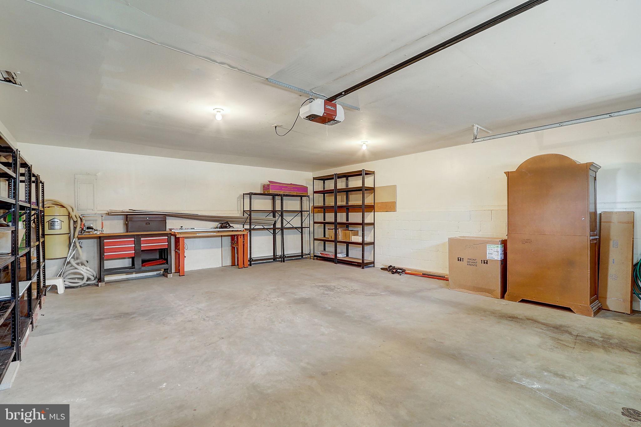 HIDEAWAY HILL - Residential