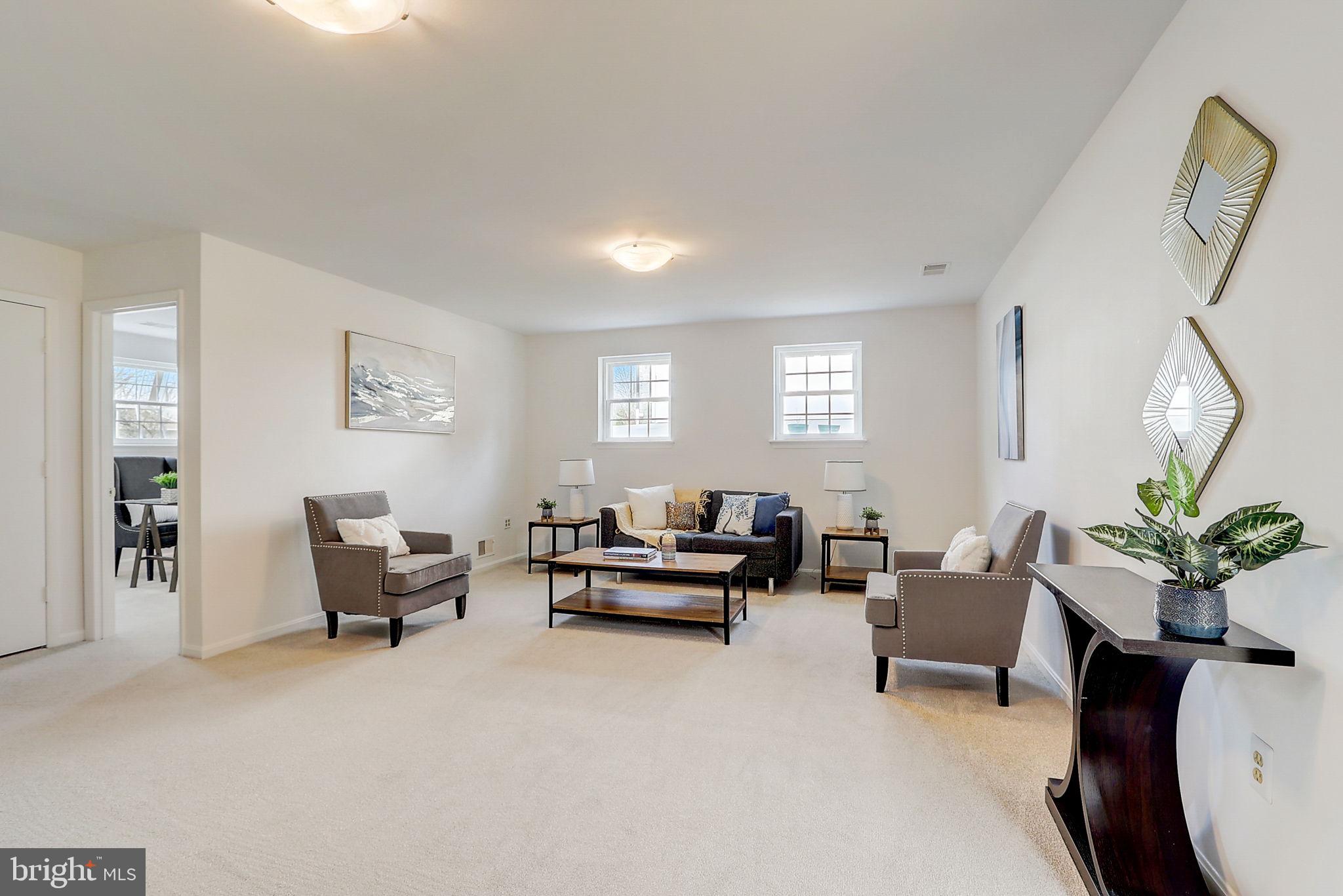 HIDEAWAY HILL - Residential