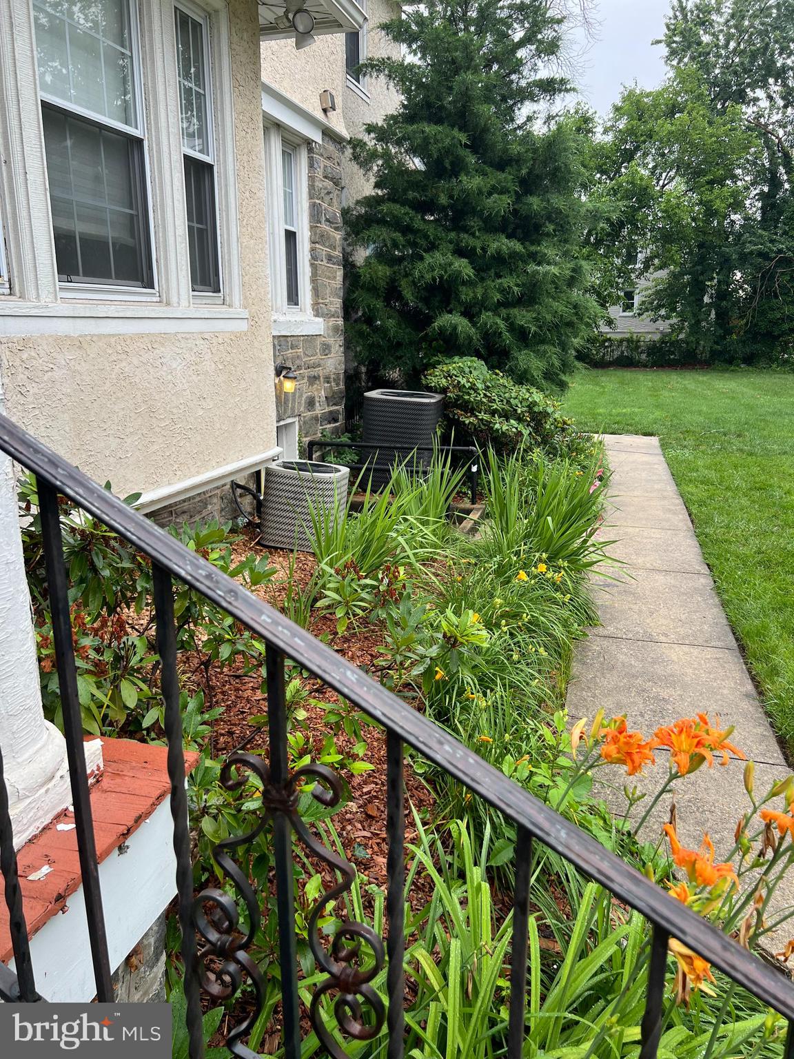 YEADON - Residential