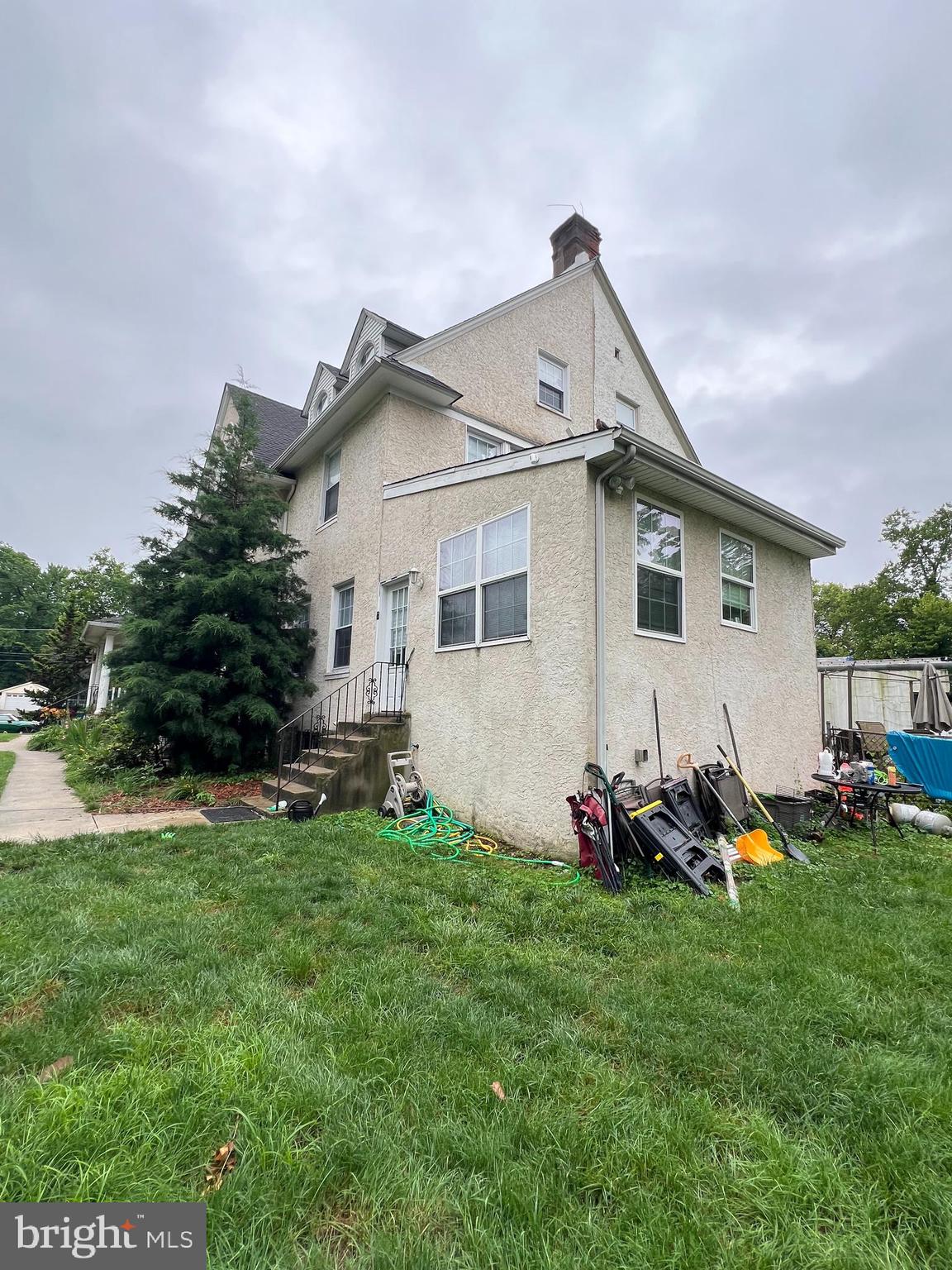 YEADON - Residential