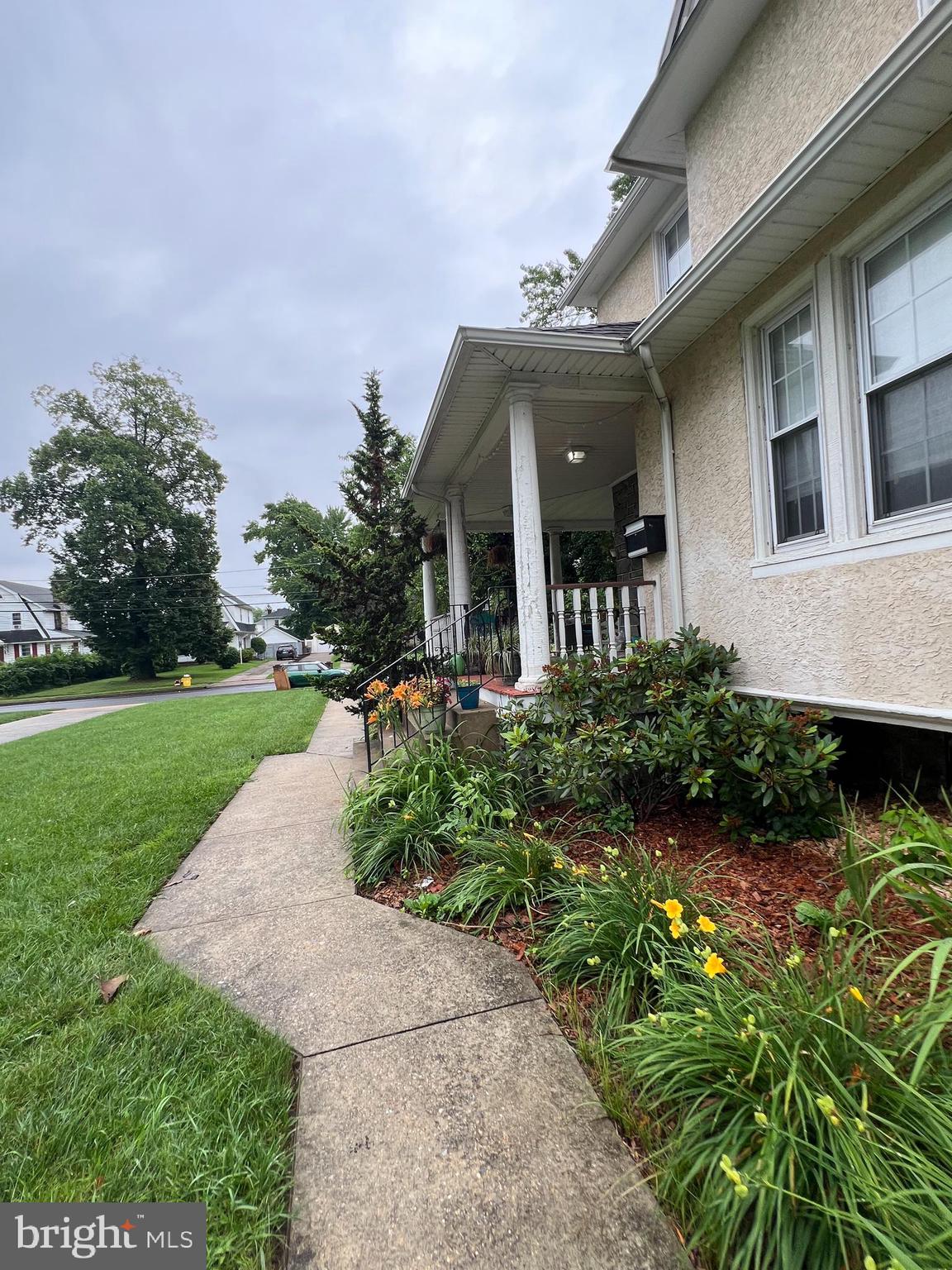 YEADON - Residential