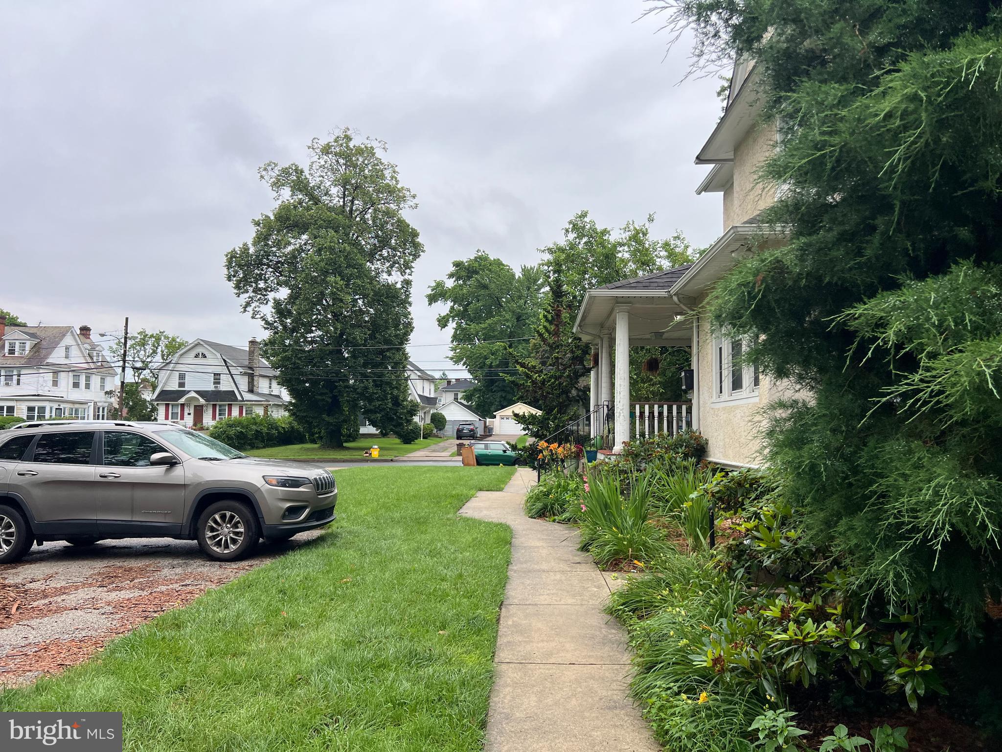 YEADON - Residential