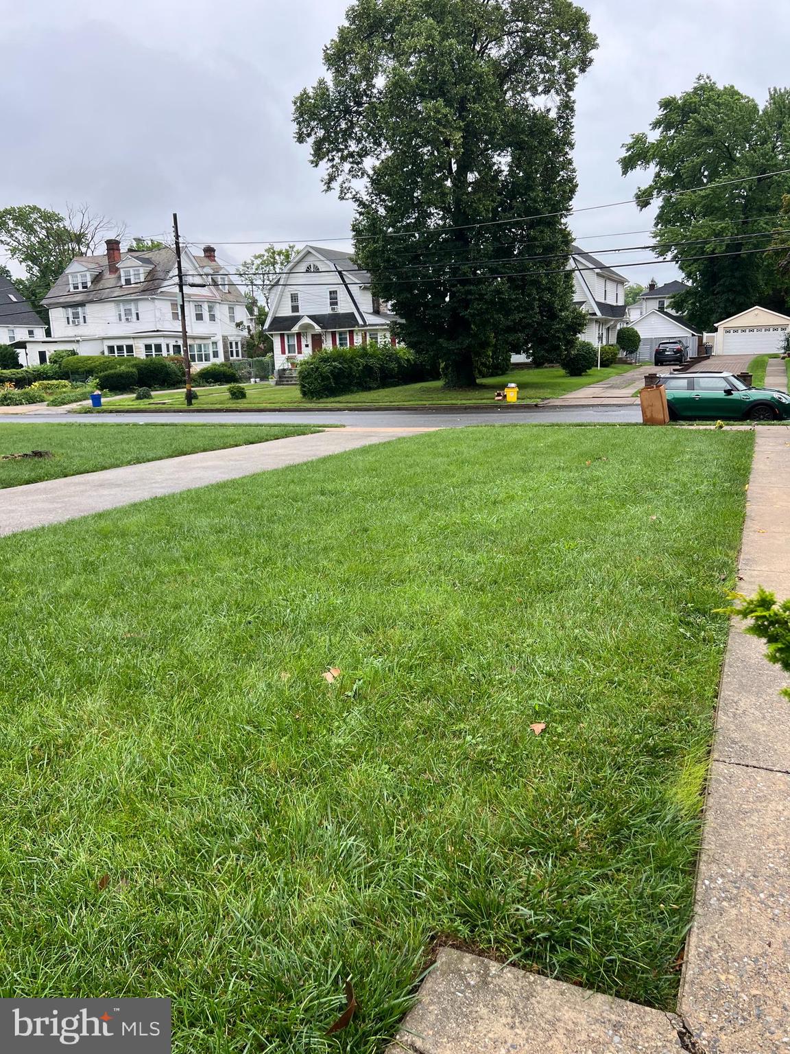 YEADON - Residential