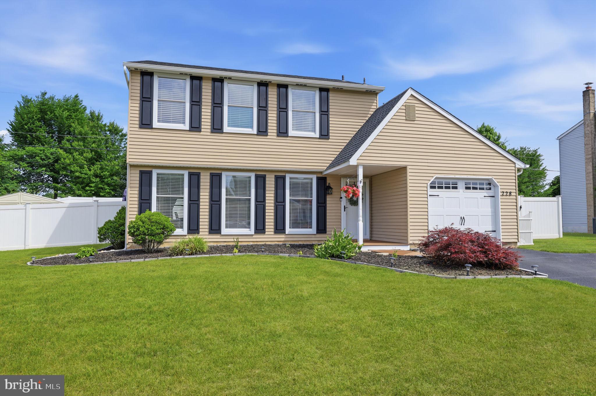 228 HAMPTON DRIVE