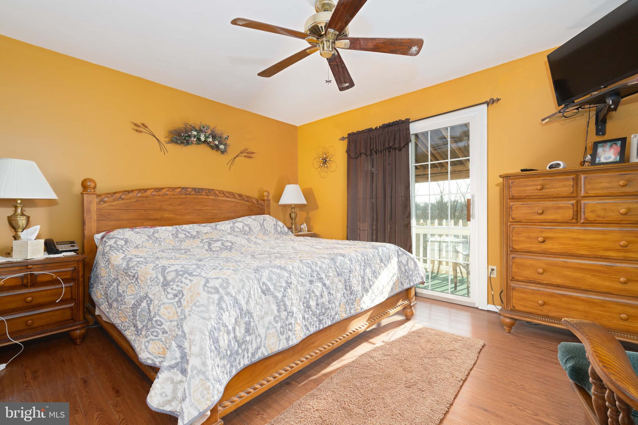 MOUNTAIN VIEW ESTATES - Residential