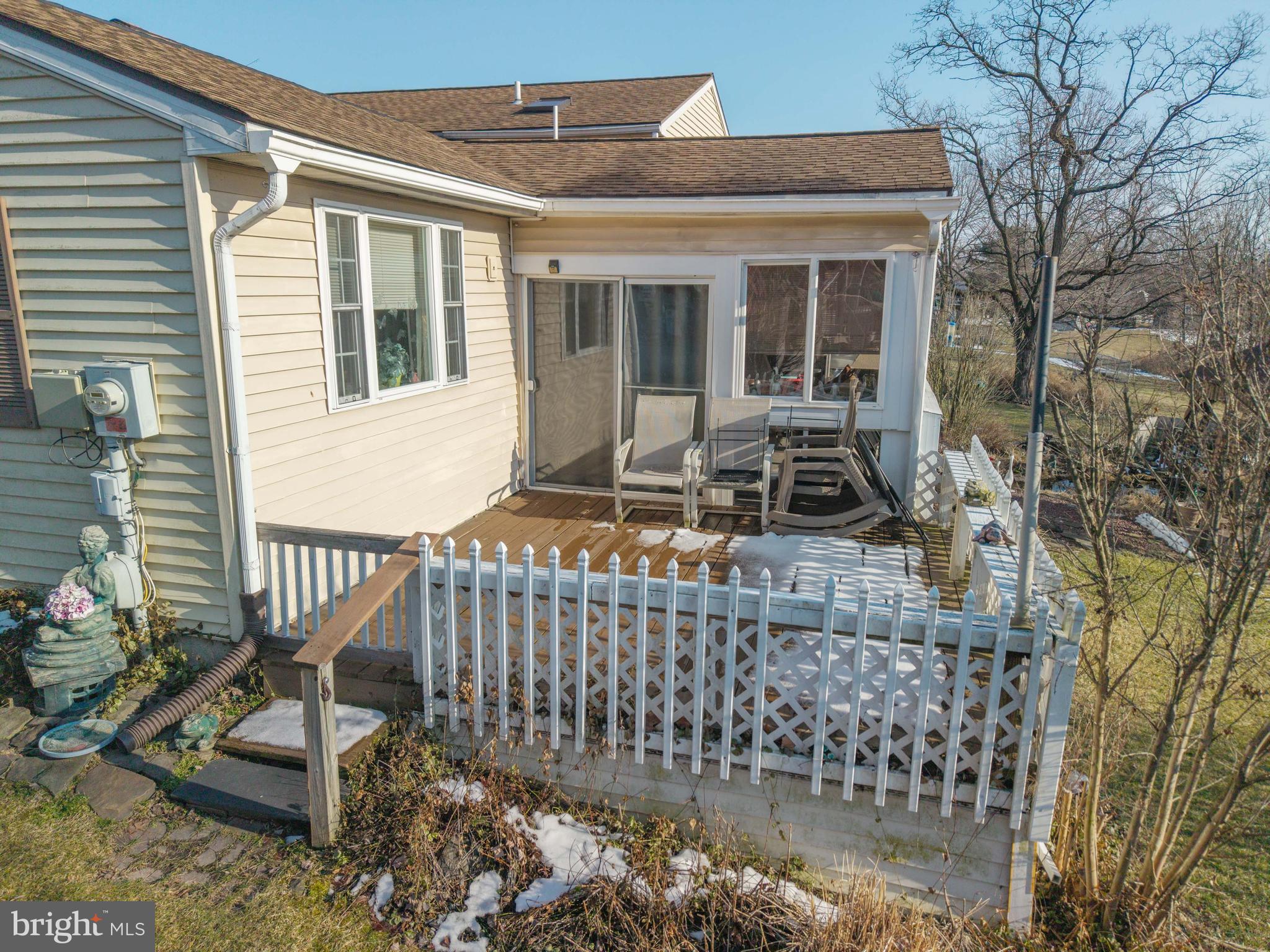 MOUNTAIN VIEW ESTATES - Residential