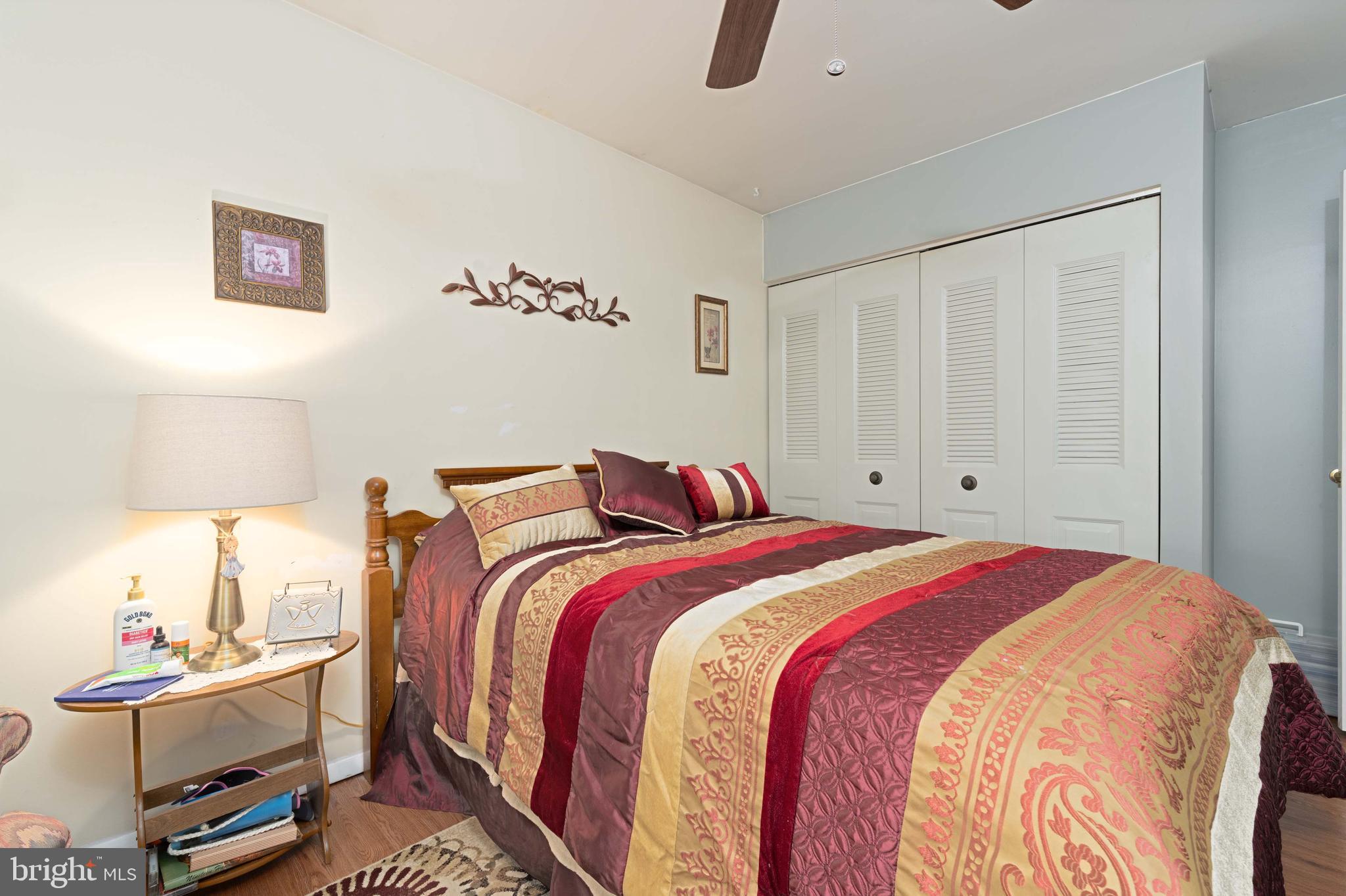 MOUNTAIN VIEW ESTATES - Residential