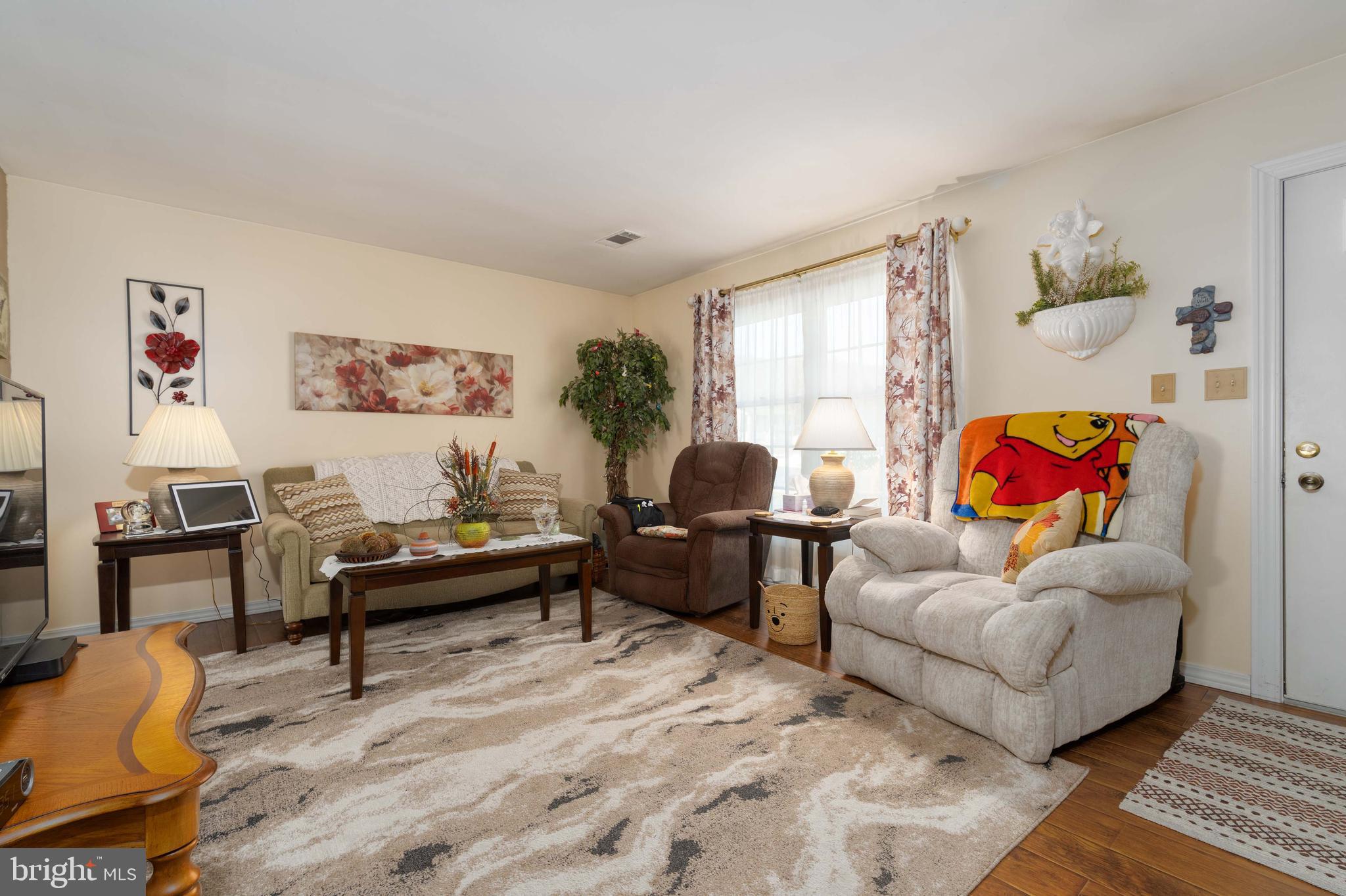 MOUNTAIN VIEW ESTATES - Residential