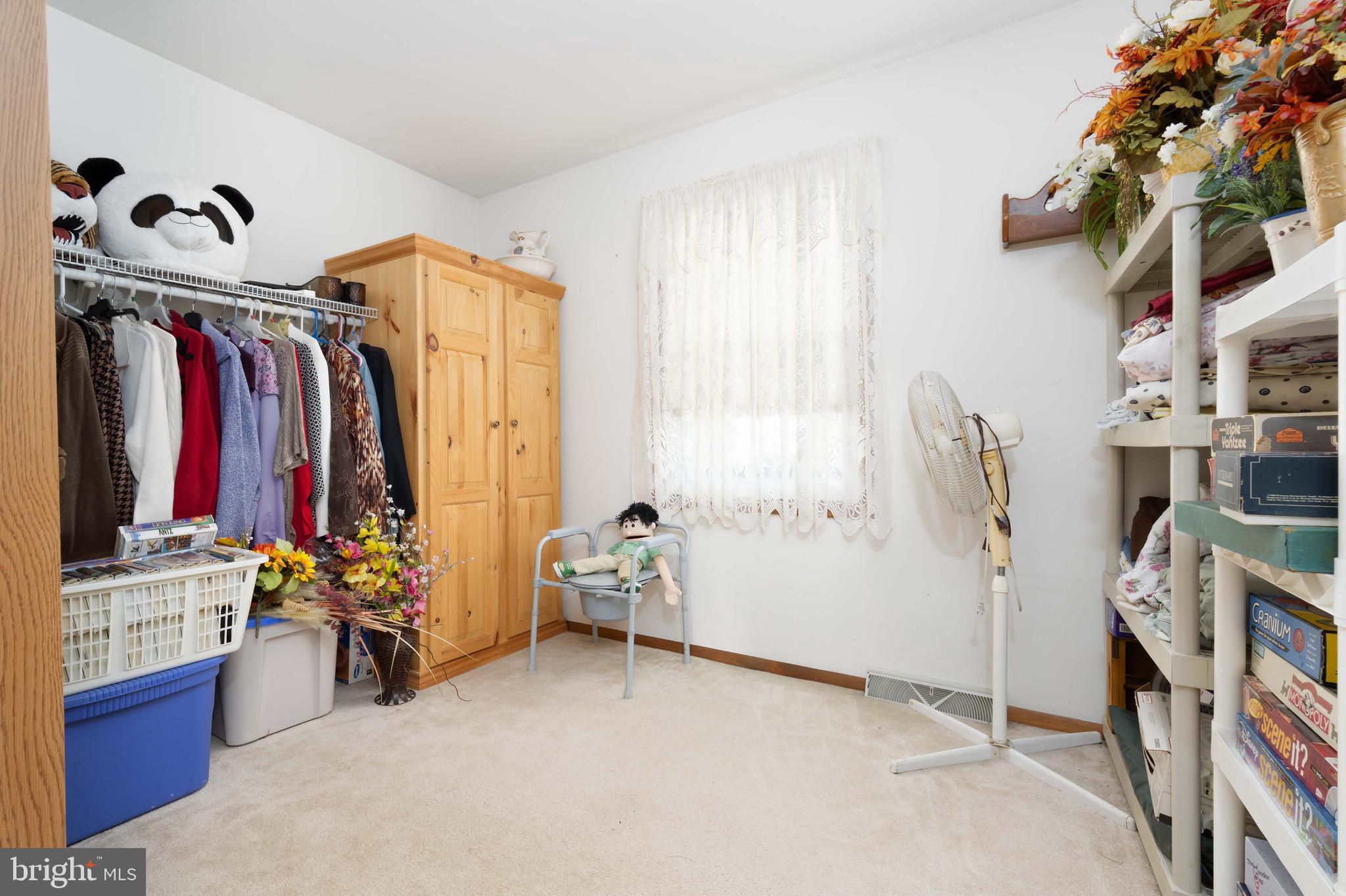 MOUNTAIN VIEW ESTATES - Residential