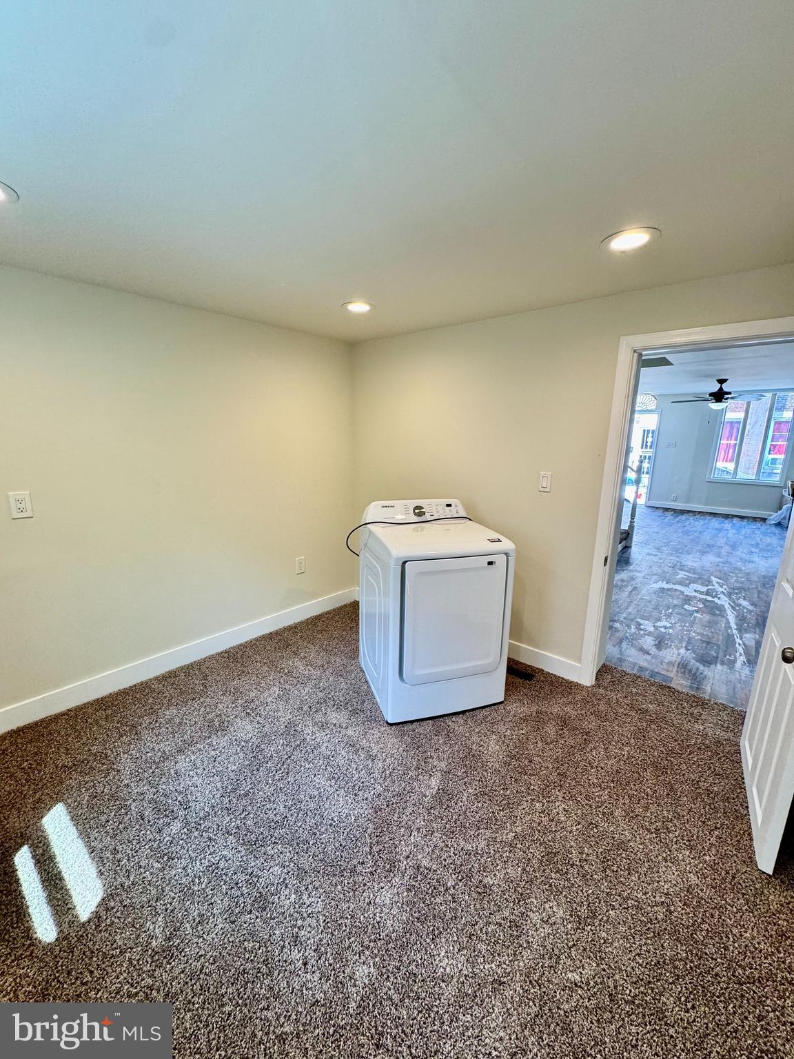 KENSINGTON - Residential Lease