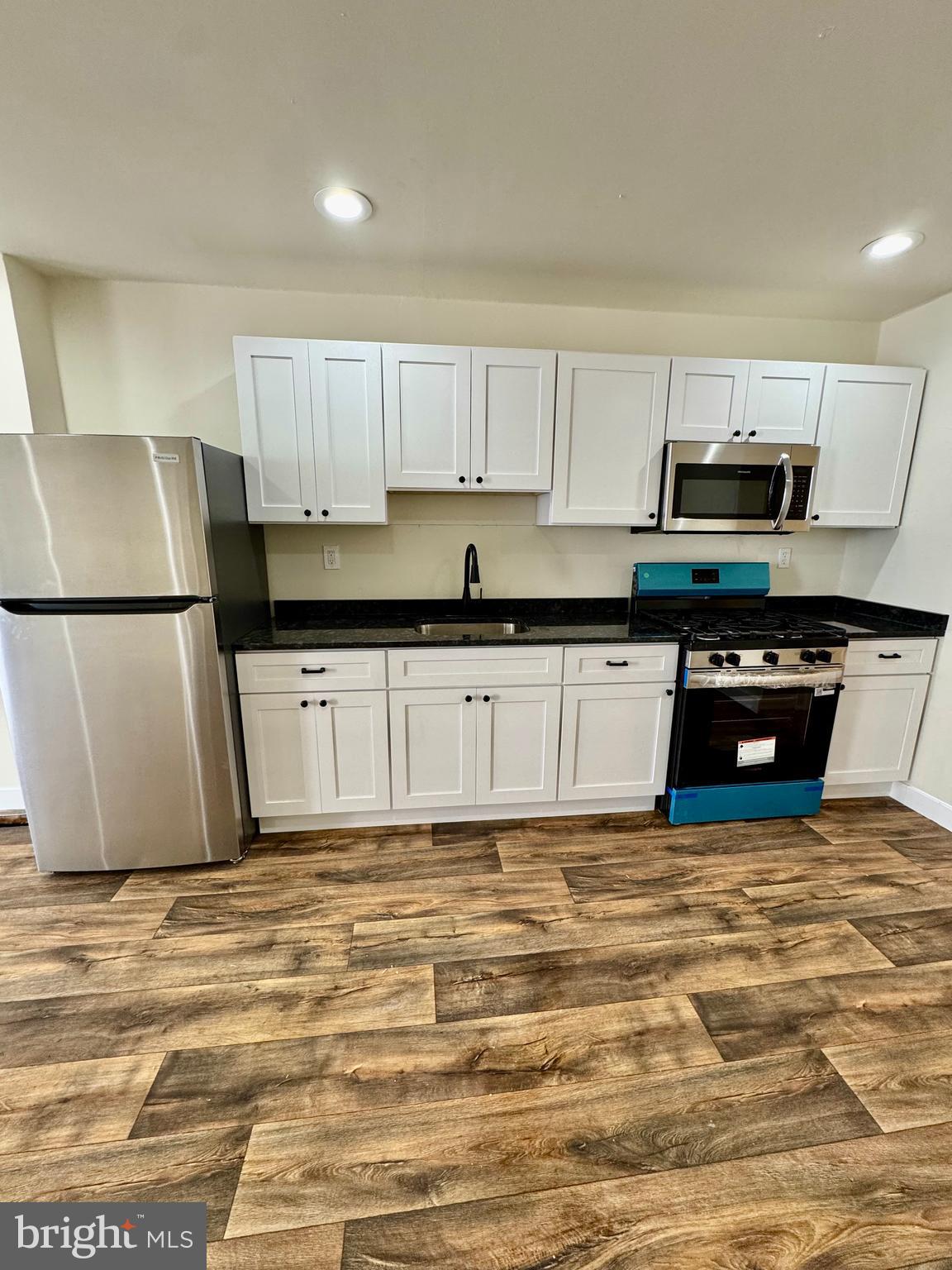 KENSINGTON - Residential Lease