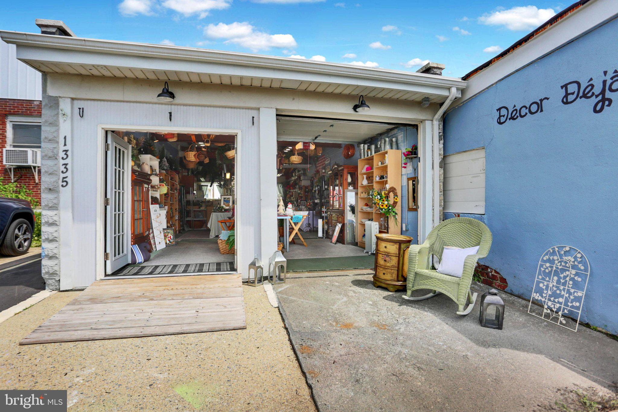 1335 CENTER STREET