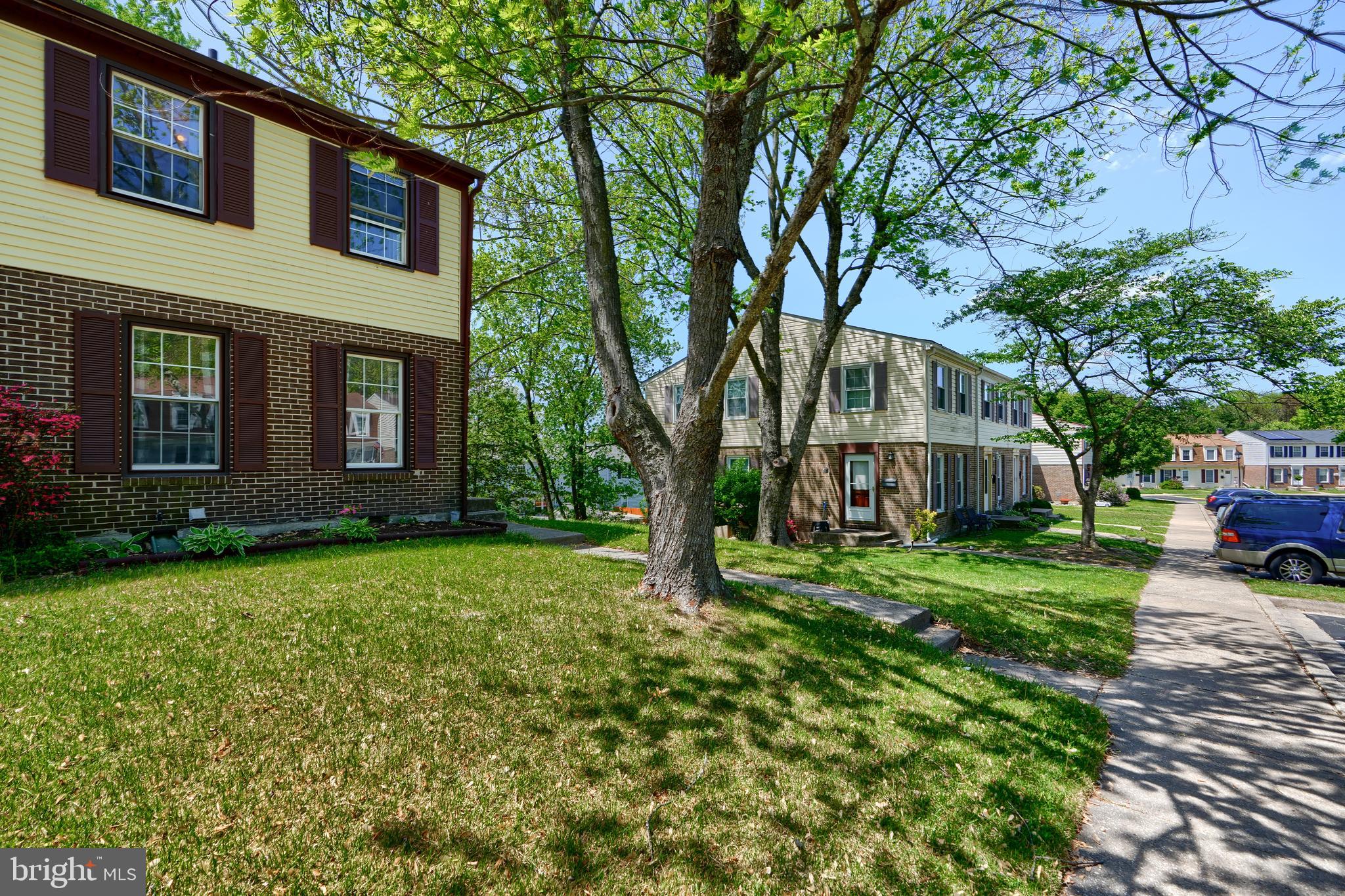 19 MELKEN COURT 5J