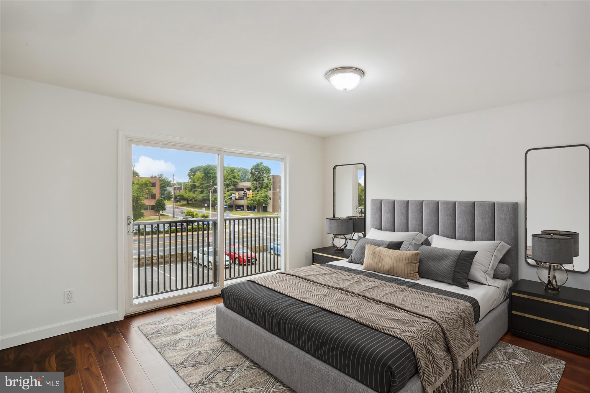 ROCKVILLE - Residential