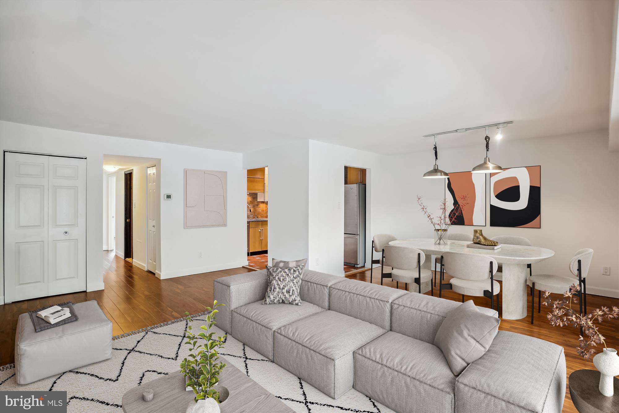 ROCKVILLE - Residential