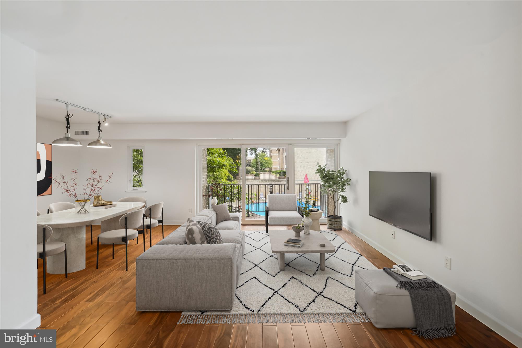 ROCKVILLE - Residential