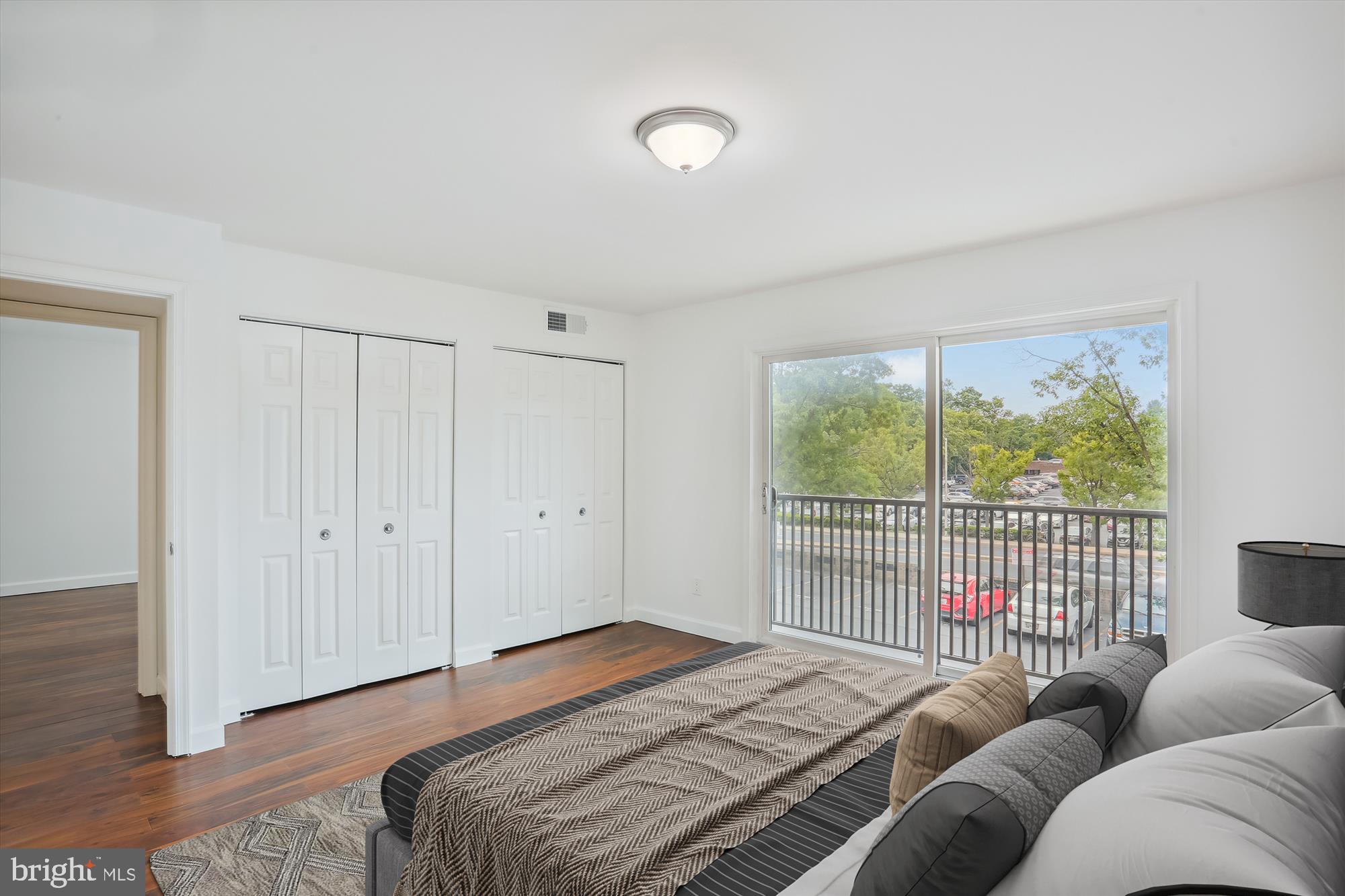 ROCKVILLE - Residential