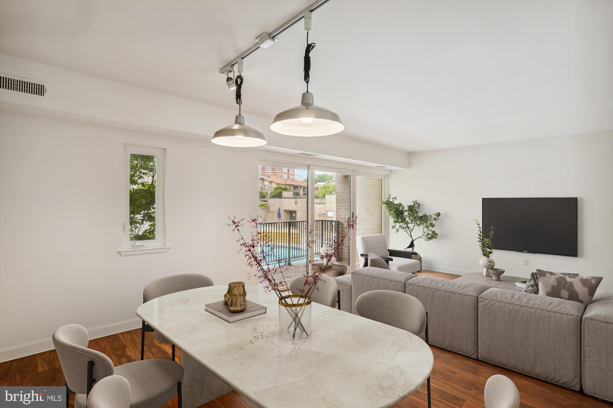 ROCKVILLE - Residential