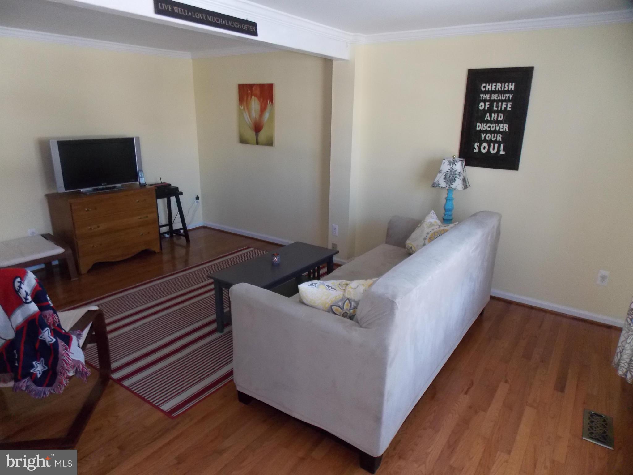 ASHBURN FARM - Residential