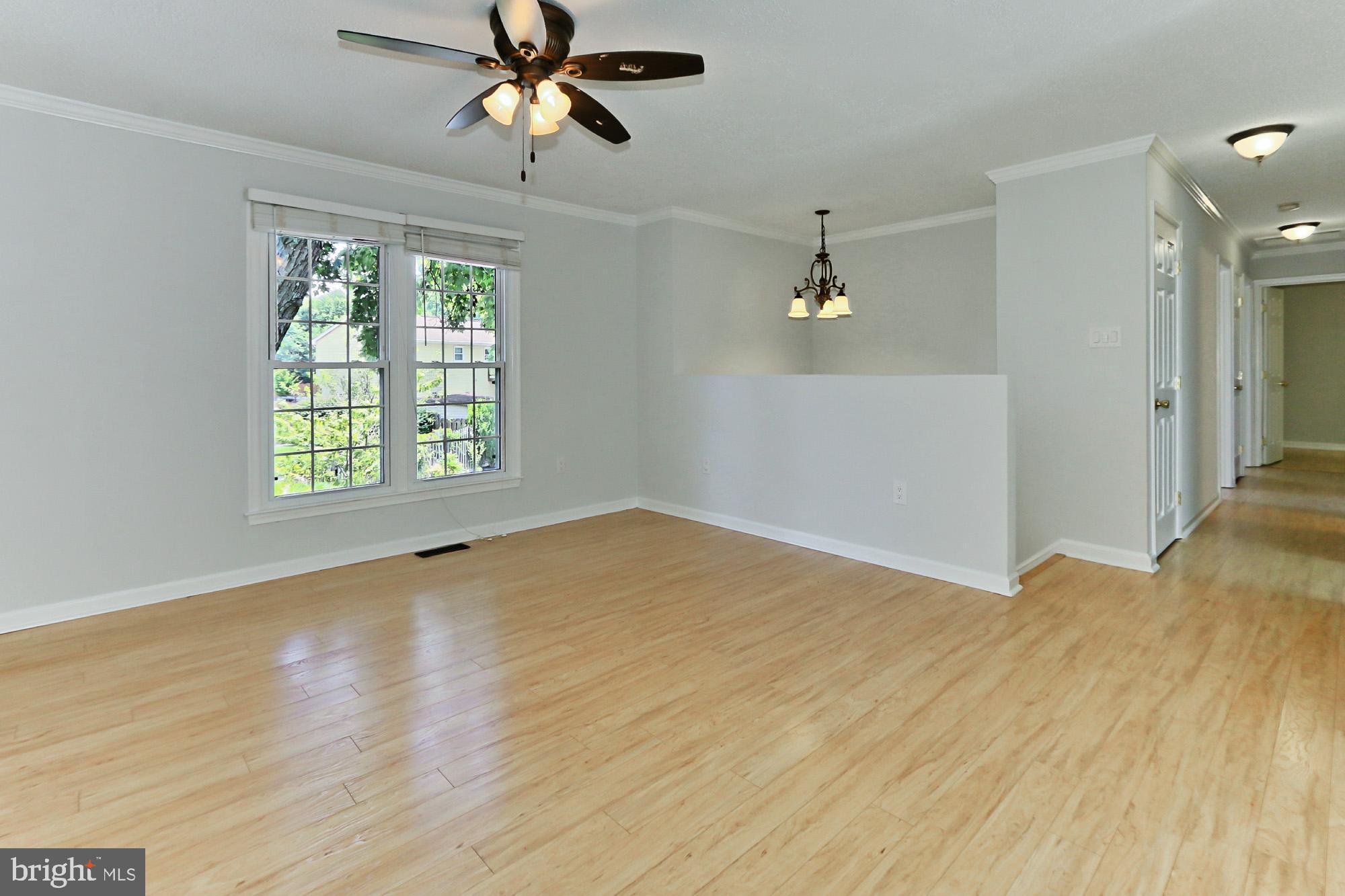 STONEYBROOKE - Residential