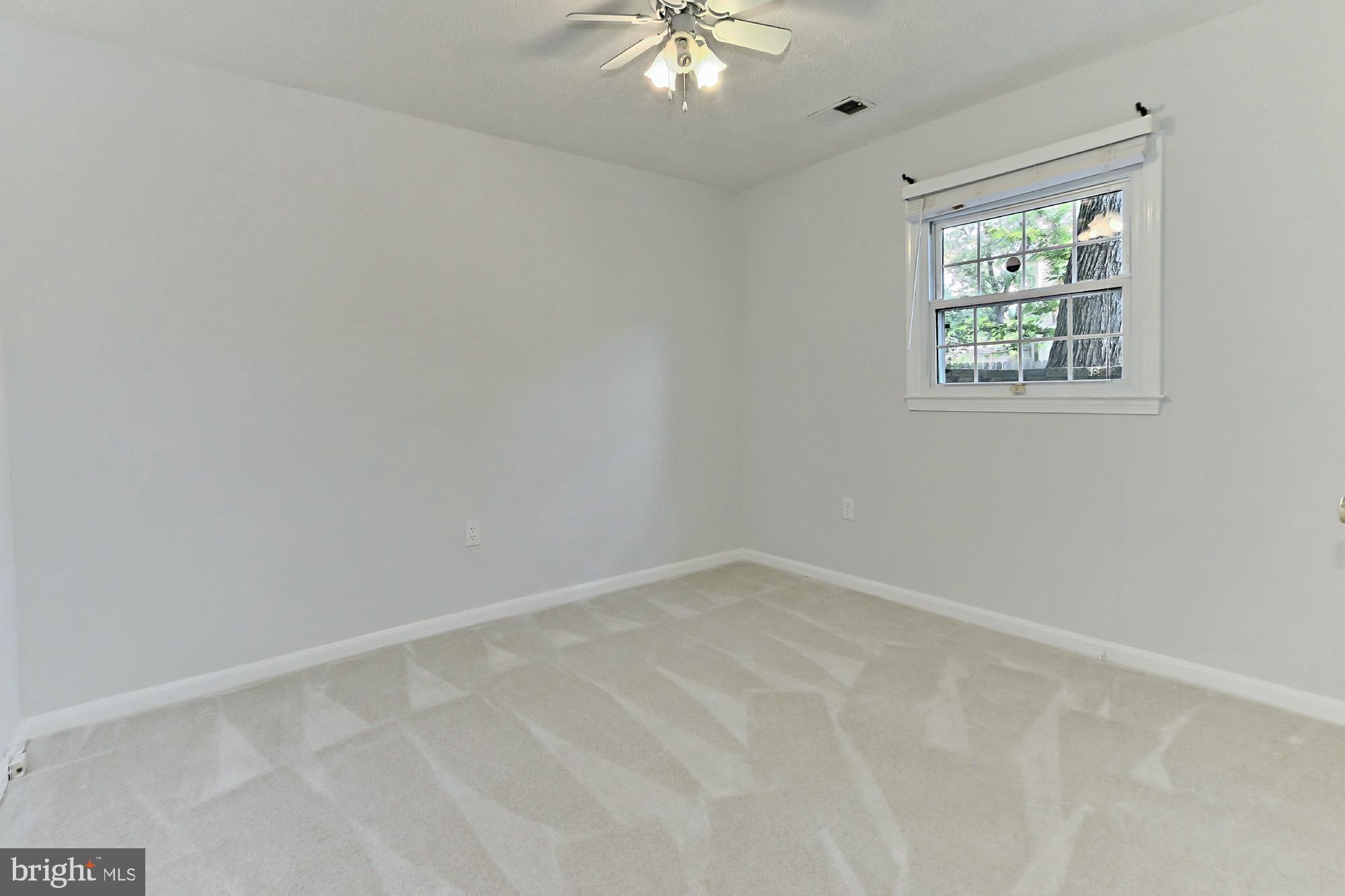 STONEYBROOKE - Residential