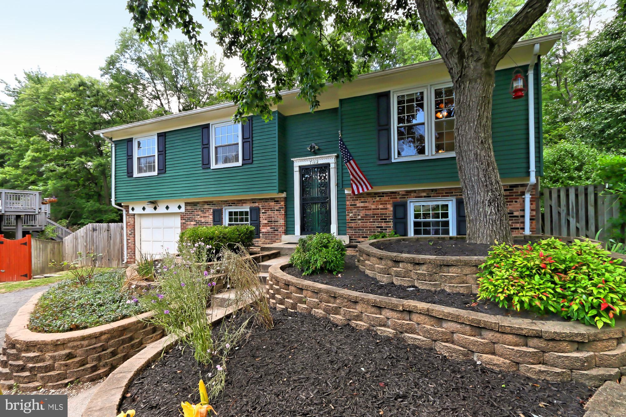 STONEYBROOKE - Residential