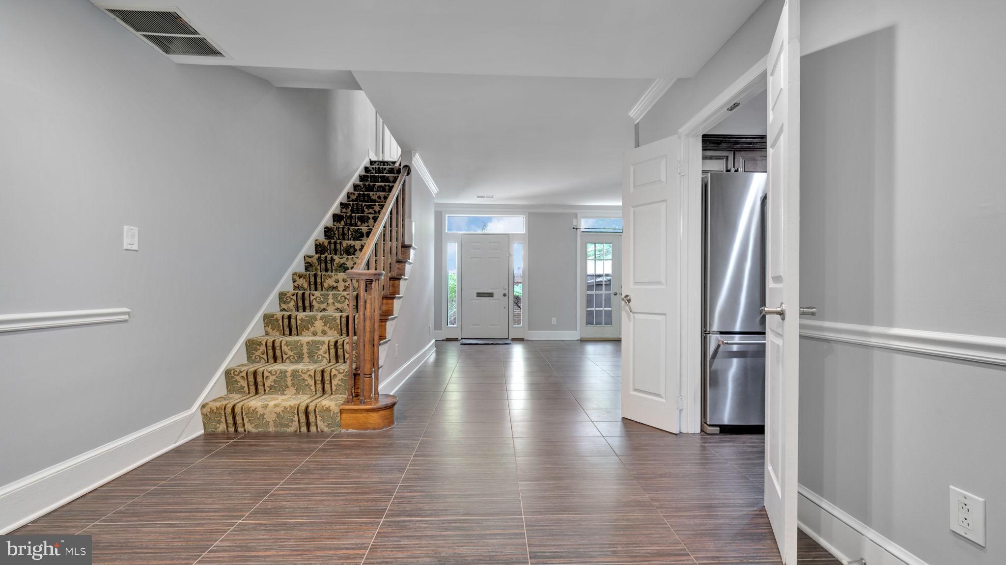 RANDOLPH SQUARE - Residential Lease